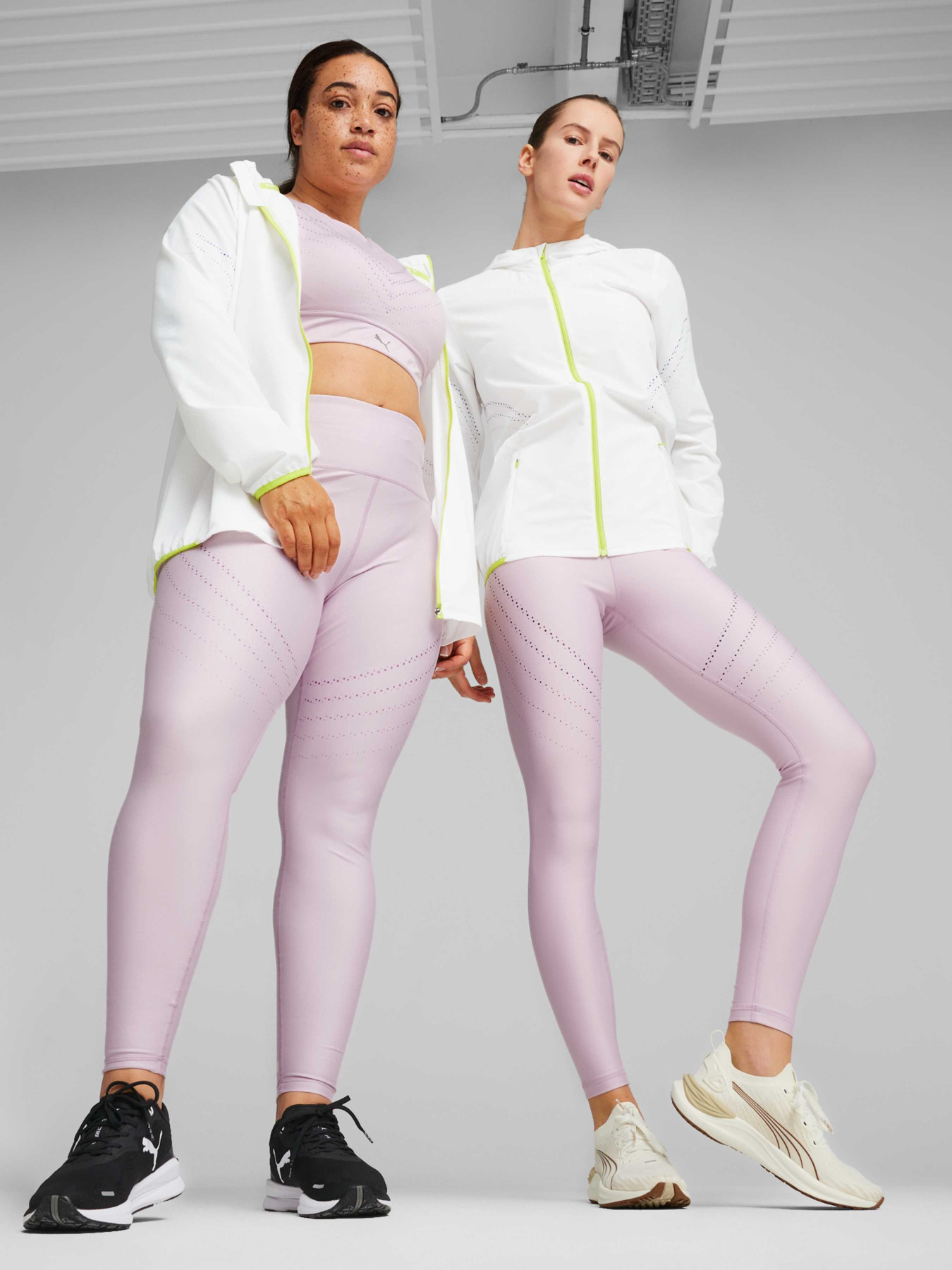 Куртки и дубленки PUMA Run Ultraweave Jacket W модель 524971 Куртки и дубленки PUMA Run Ultraweave Jacket W модель 524971 Фото