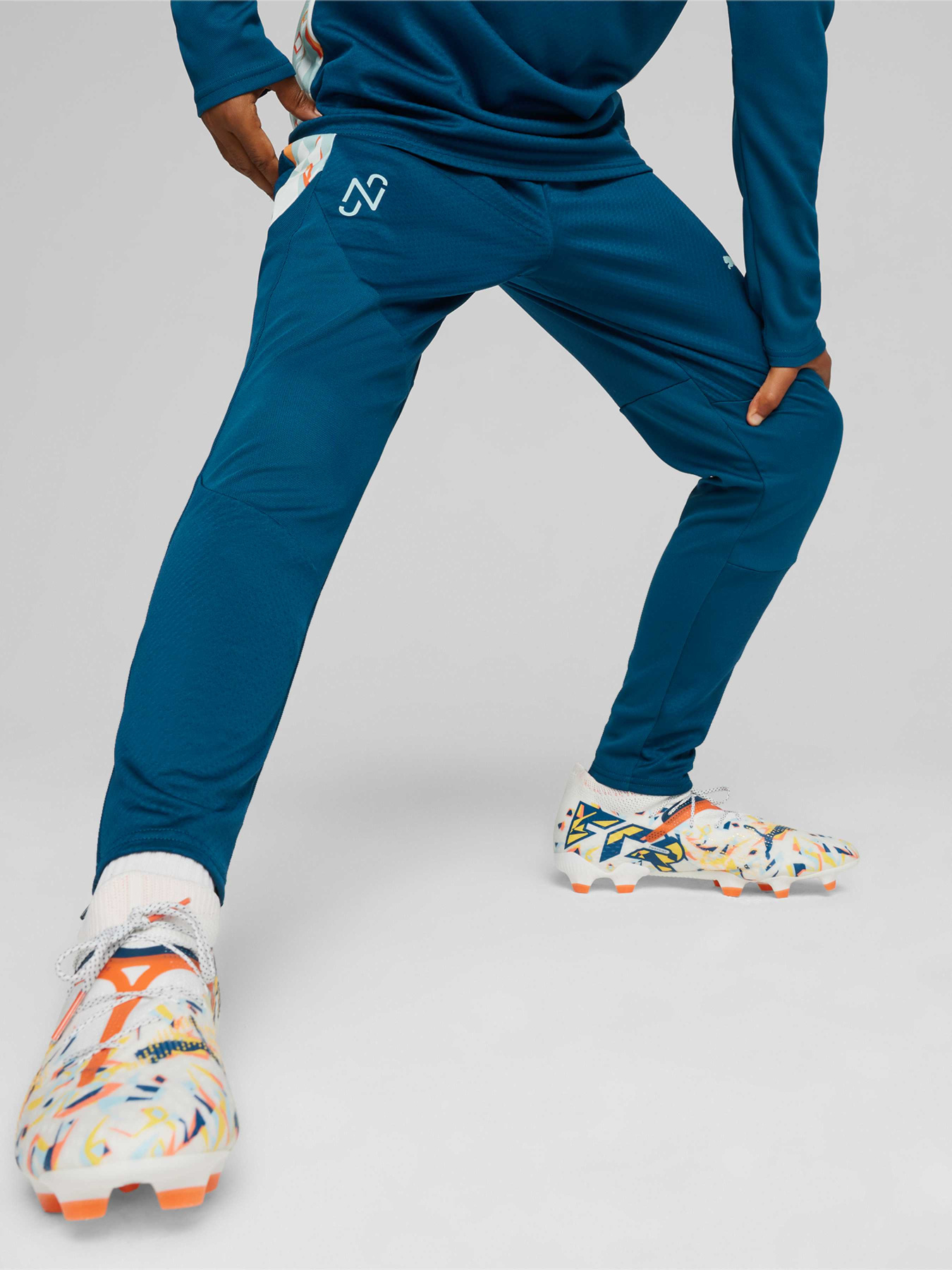 Штани PUMA Njr Creativity Trg Pants Jr модель 658957 Штани PUMA Njr Creativity Trg Pants Jr модель 658957 Фото