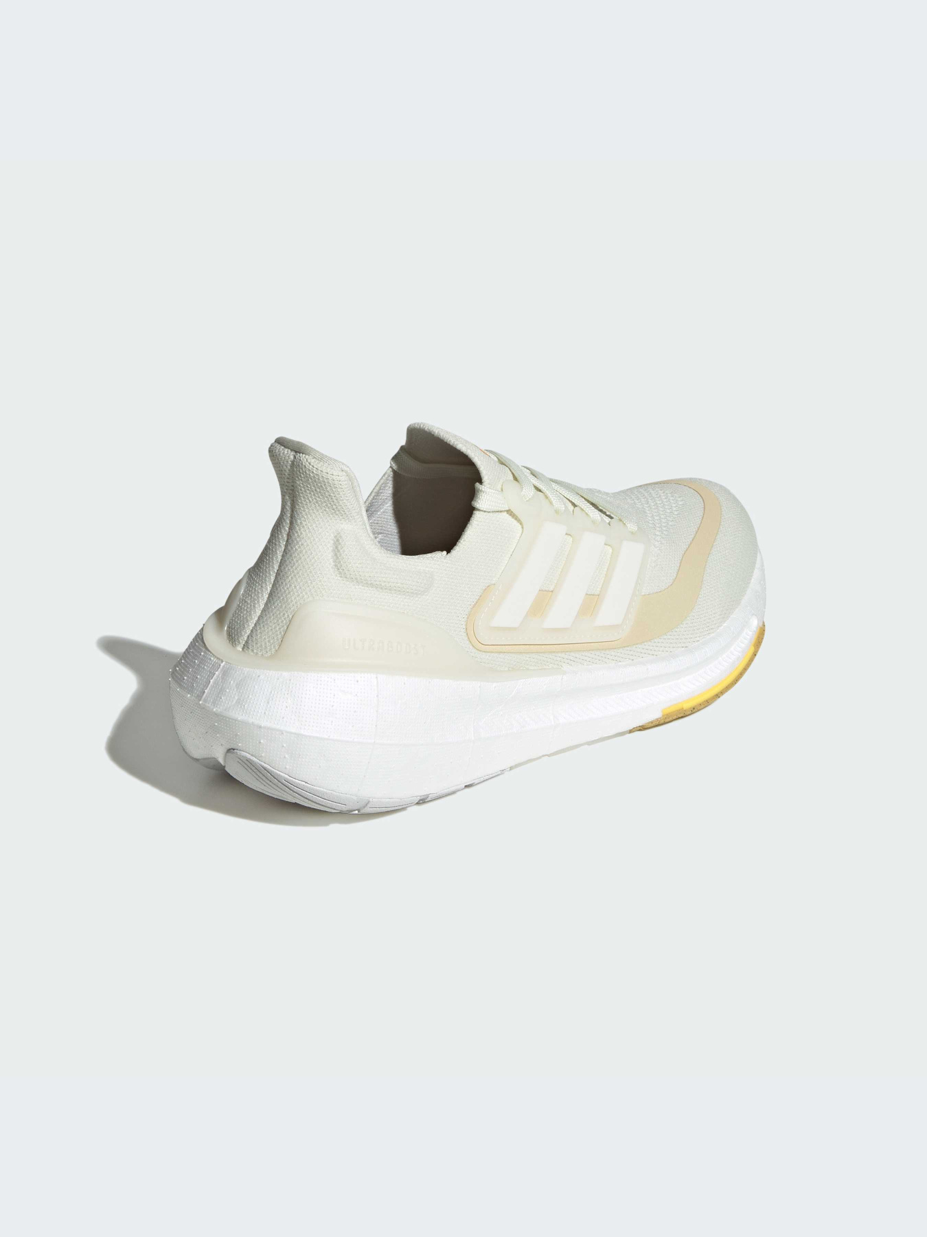 Кросівки Adidas Ultraboost модель ID3318 Кросівки Adidas Ultraboost модель ID3318 Фото