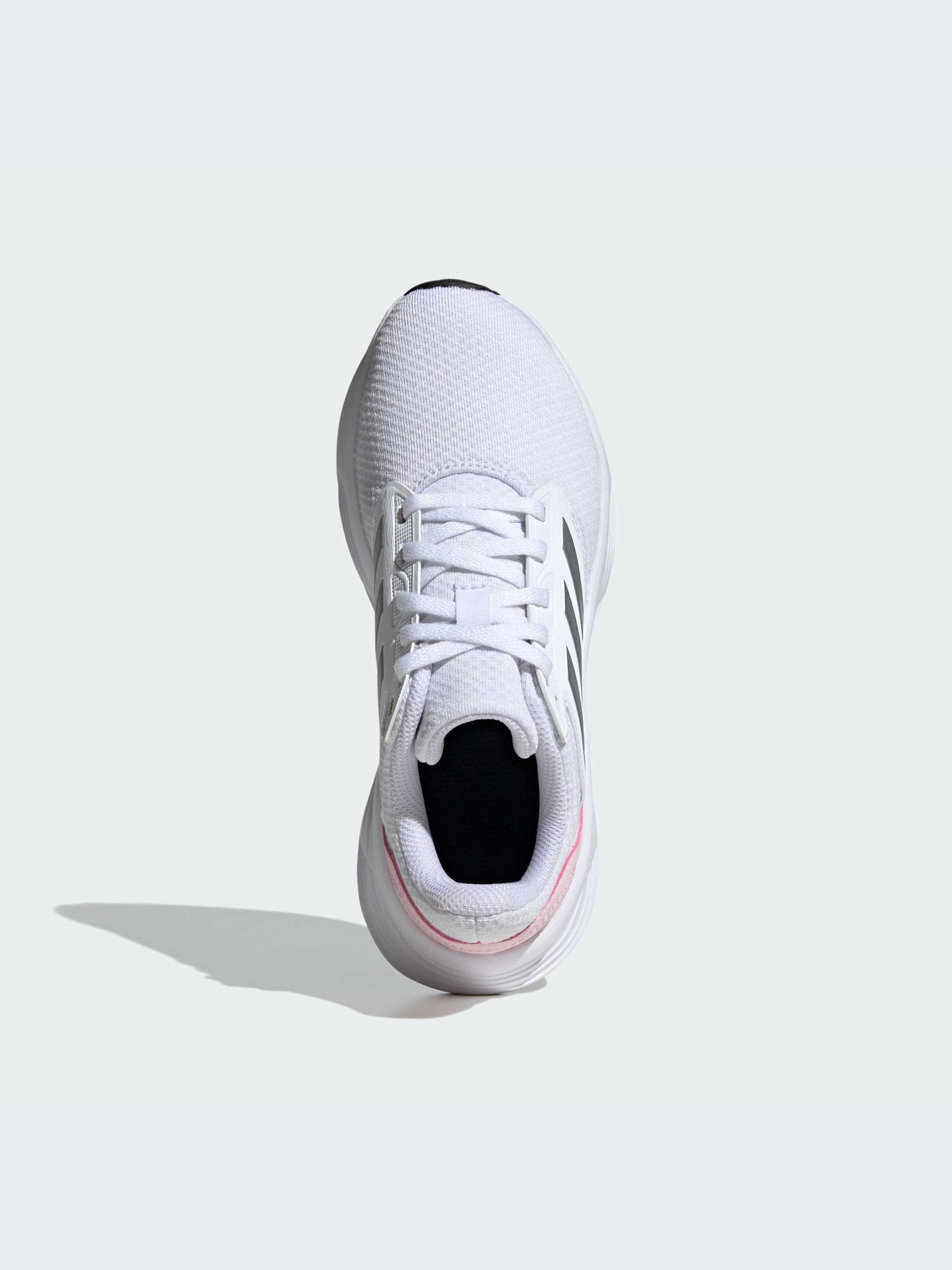Кросівки Adidas Galaxy модель IE8150 Кросівки Adidas Galaxy модель IE8150 Фото
