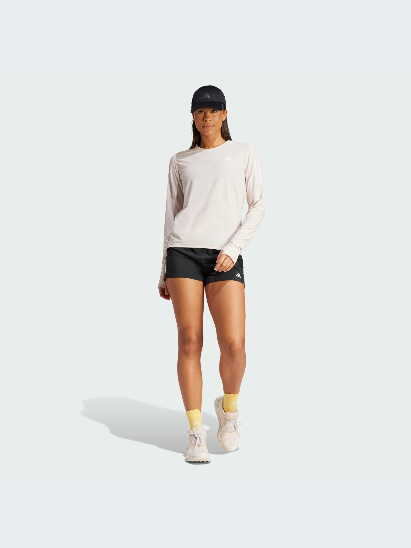 Худи и свитшоты Adidas Supernova модель IN8333 Фото