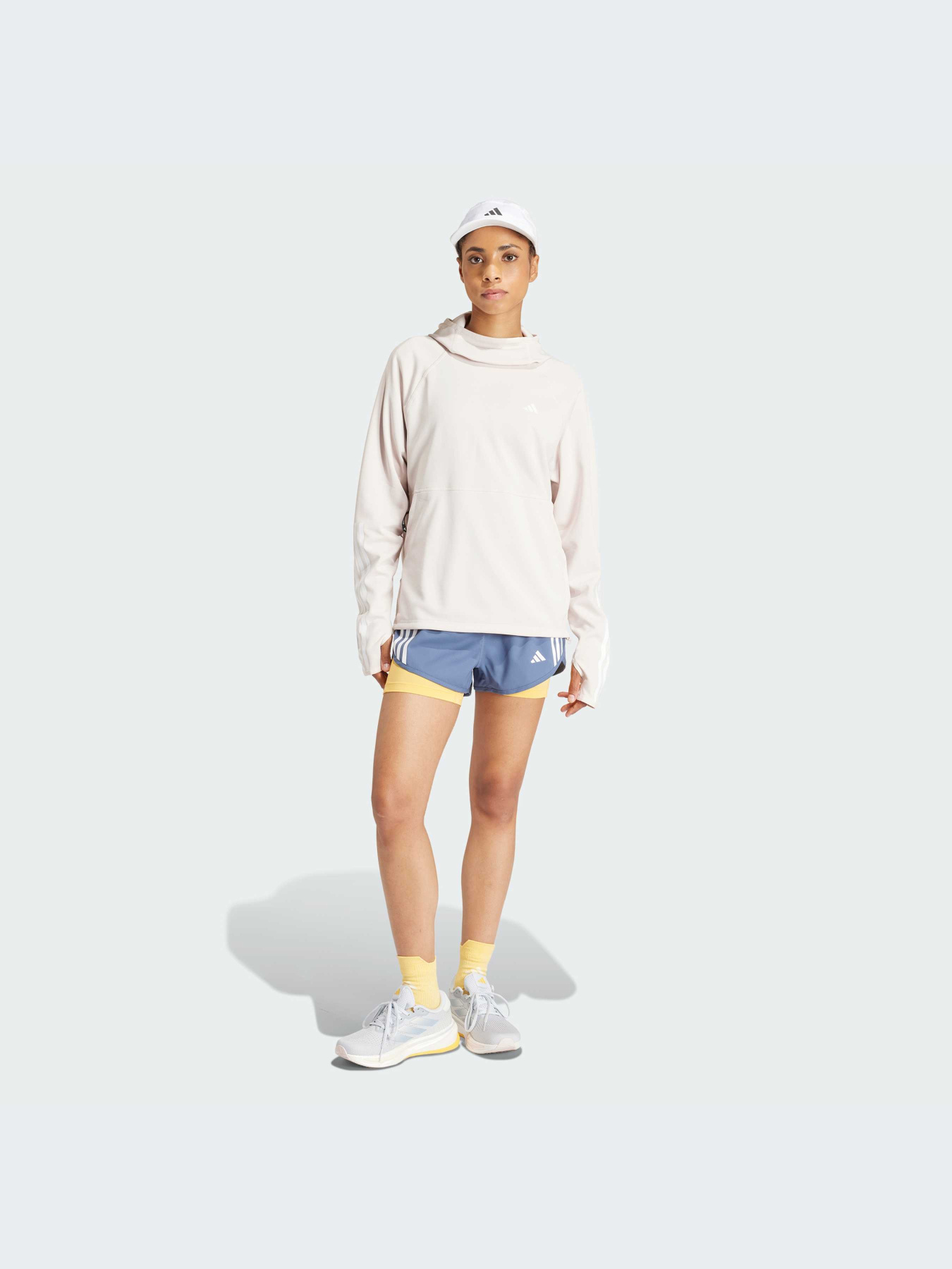 Худи и свитшоты Adidas Supernova модель IQ3852 Фото