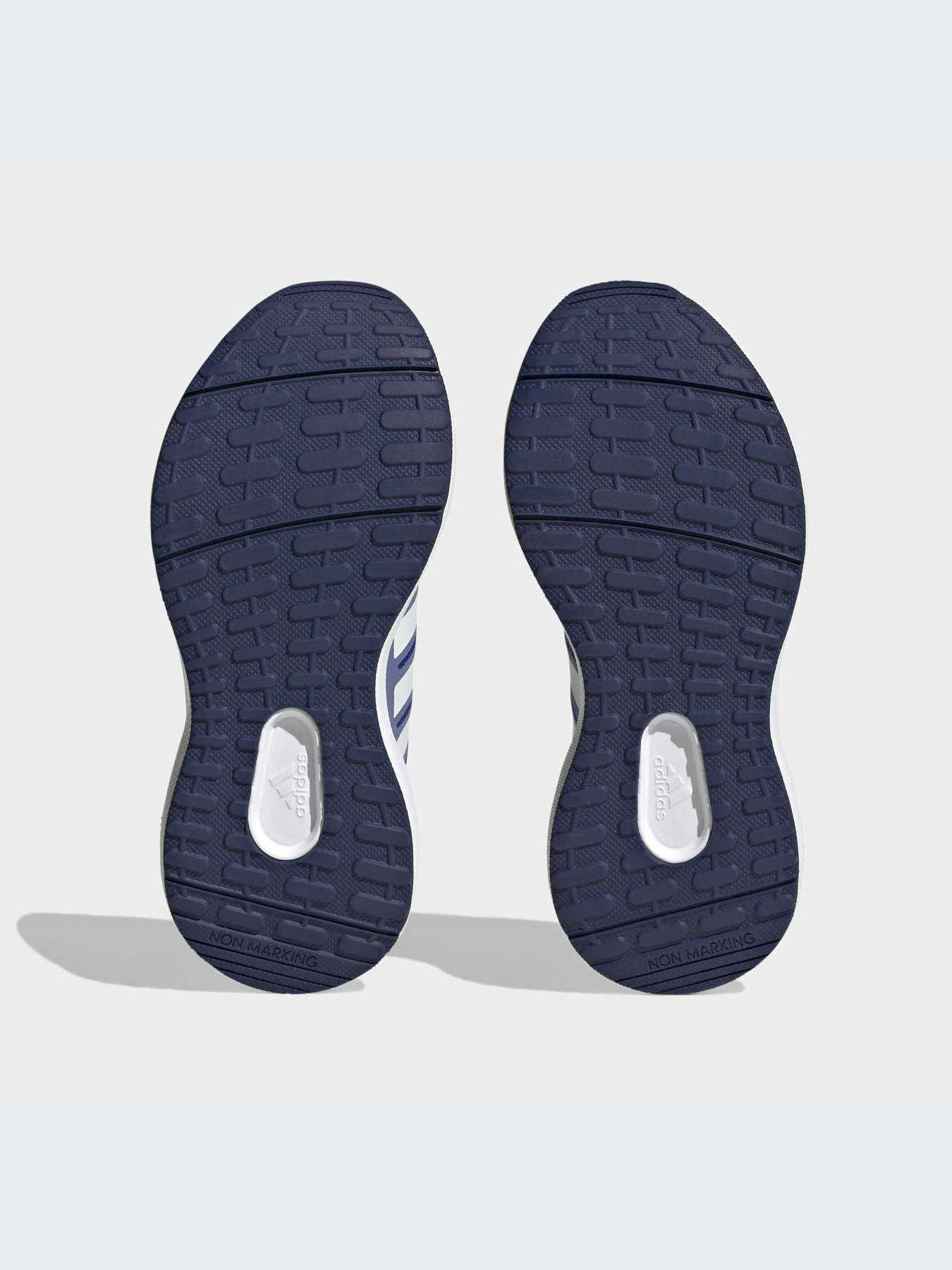 Кроссовки Adidas модель HP5452 Фото
