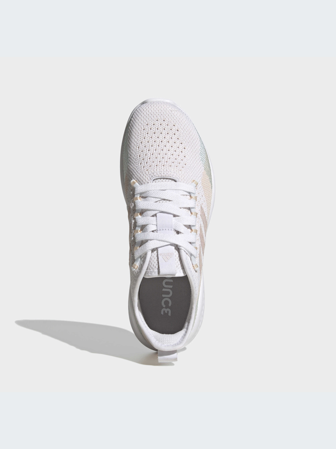 Кроссовки Adidas модель GW4015 Кроссовки Adidas модель GW4015 Фото