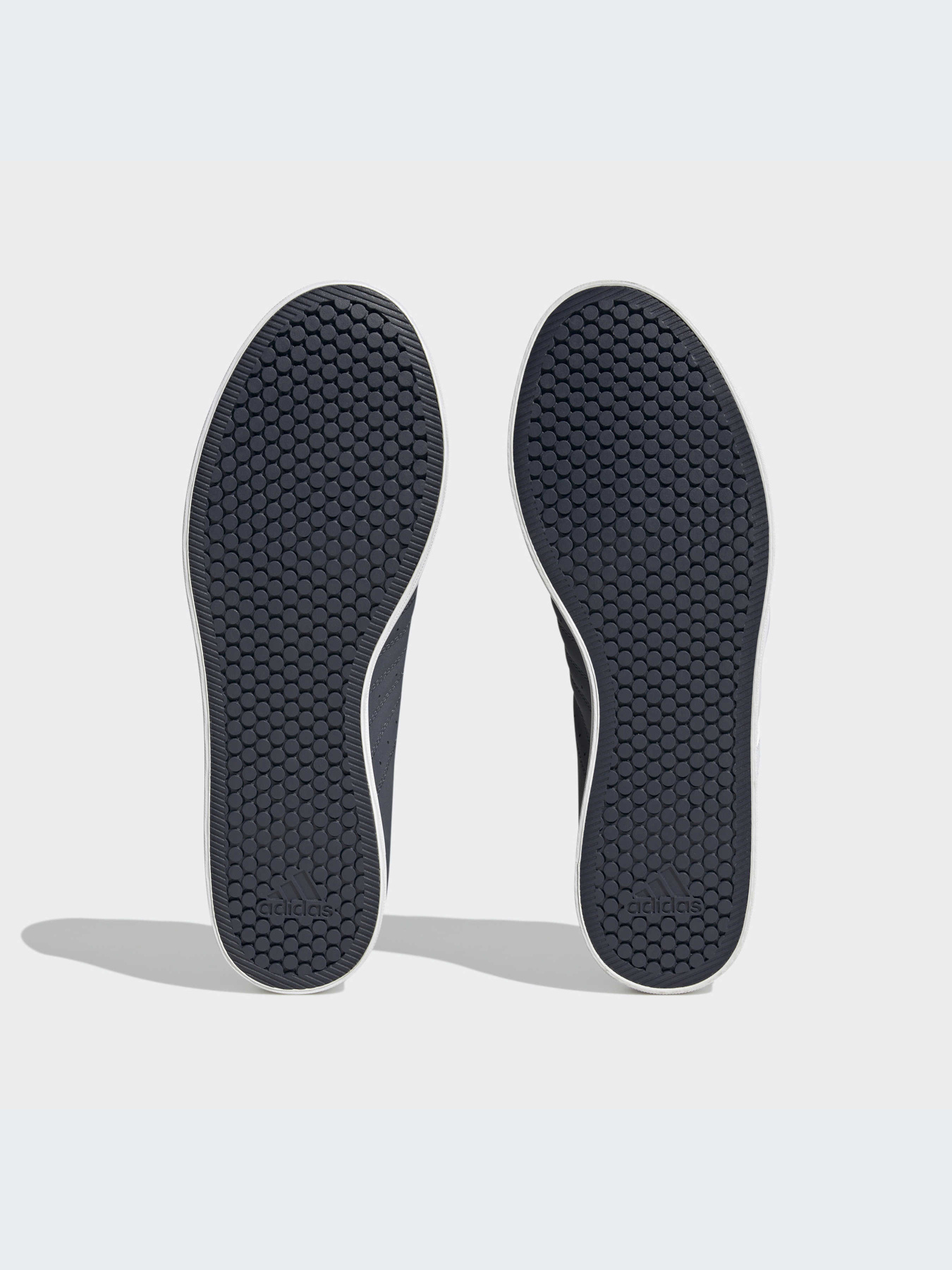 Кеди Adidas модель HP6005 Кеди Adidas модель HP6005 Фото