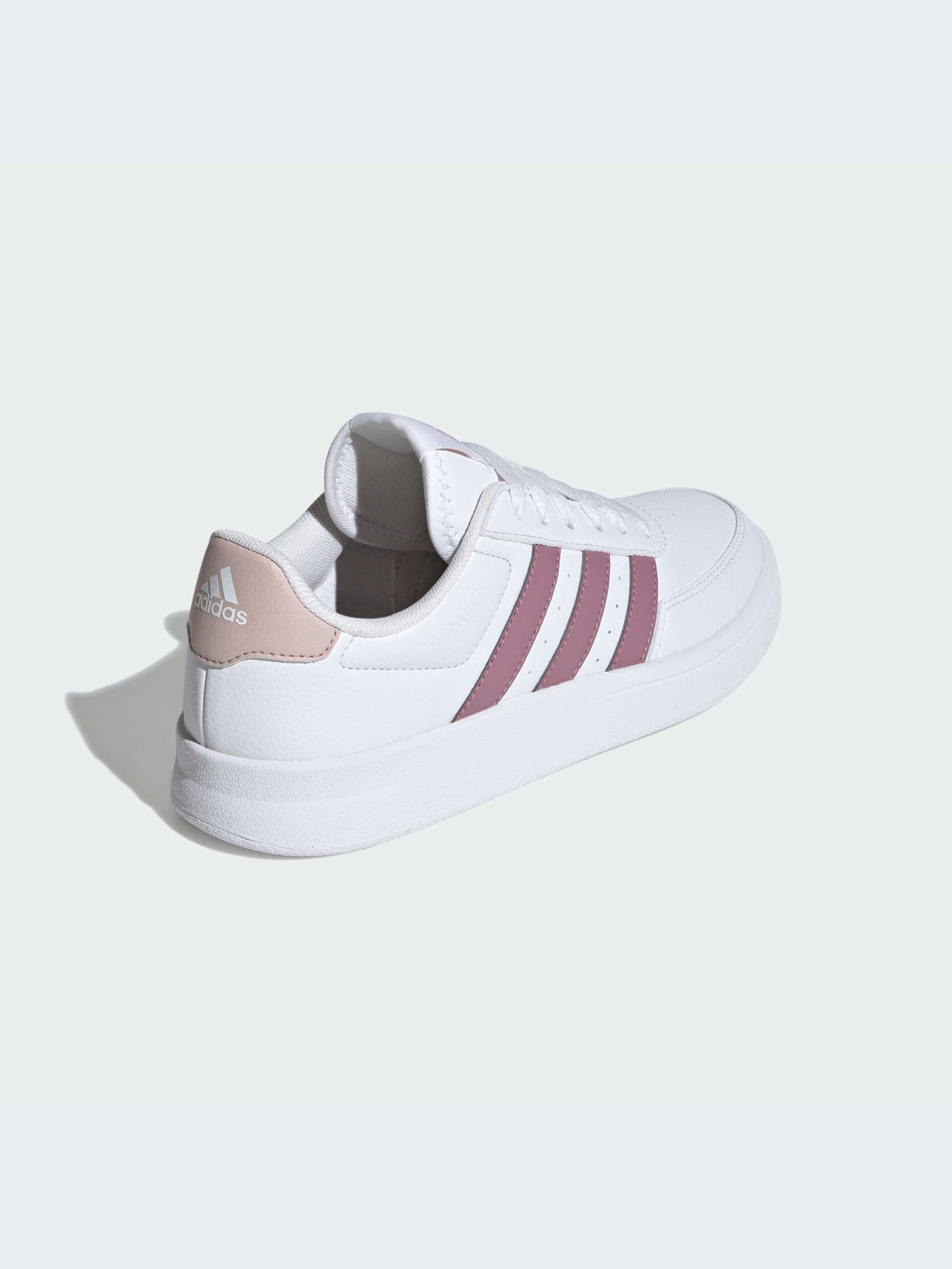 Кросівки Adidas модель IE5246 Кросівки Adidas модель IE5246 Фото