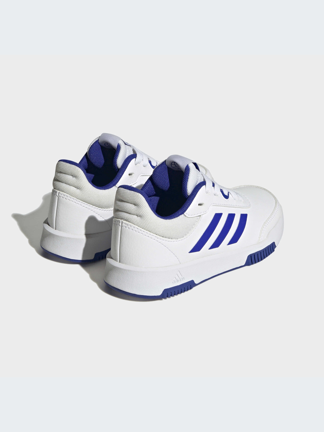 Кроссовки Adidas модель H06314 Кроссовки Adidas модель H06314 Фото
