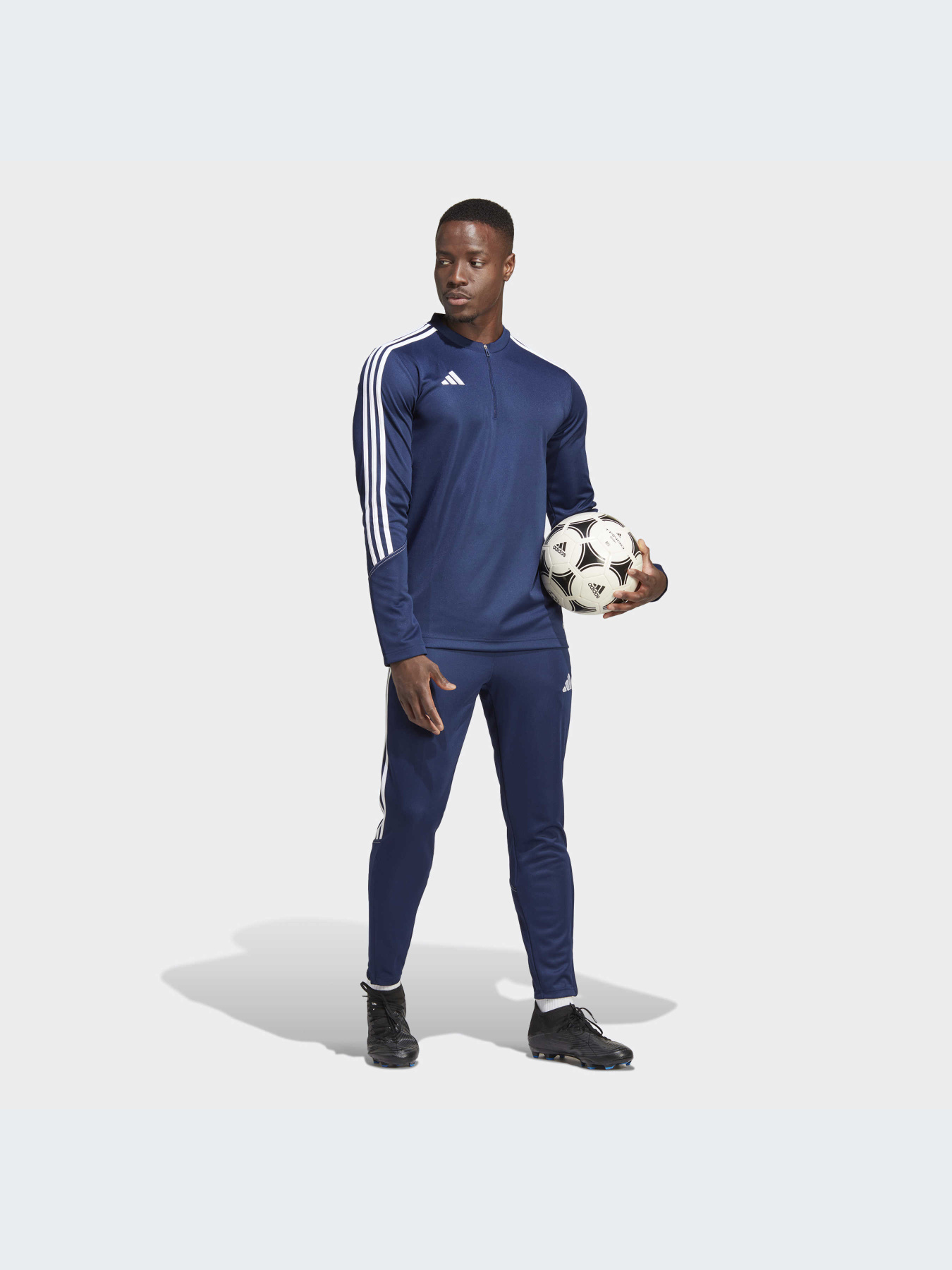 Брюки Adidas Tiro модель HZ0173 Брюки Adidas Tiro модель HZ0173 Фото