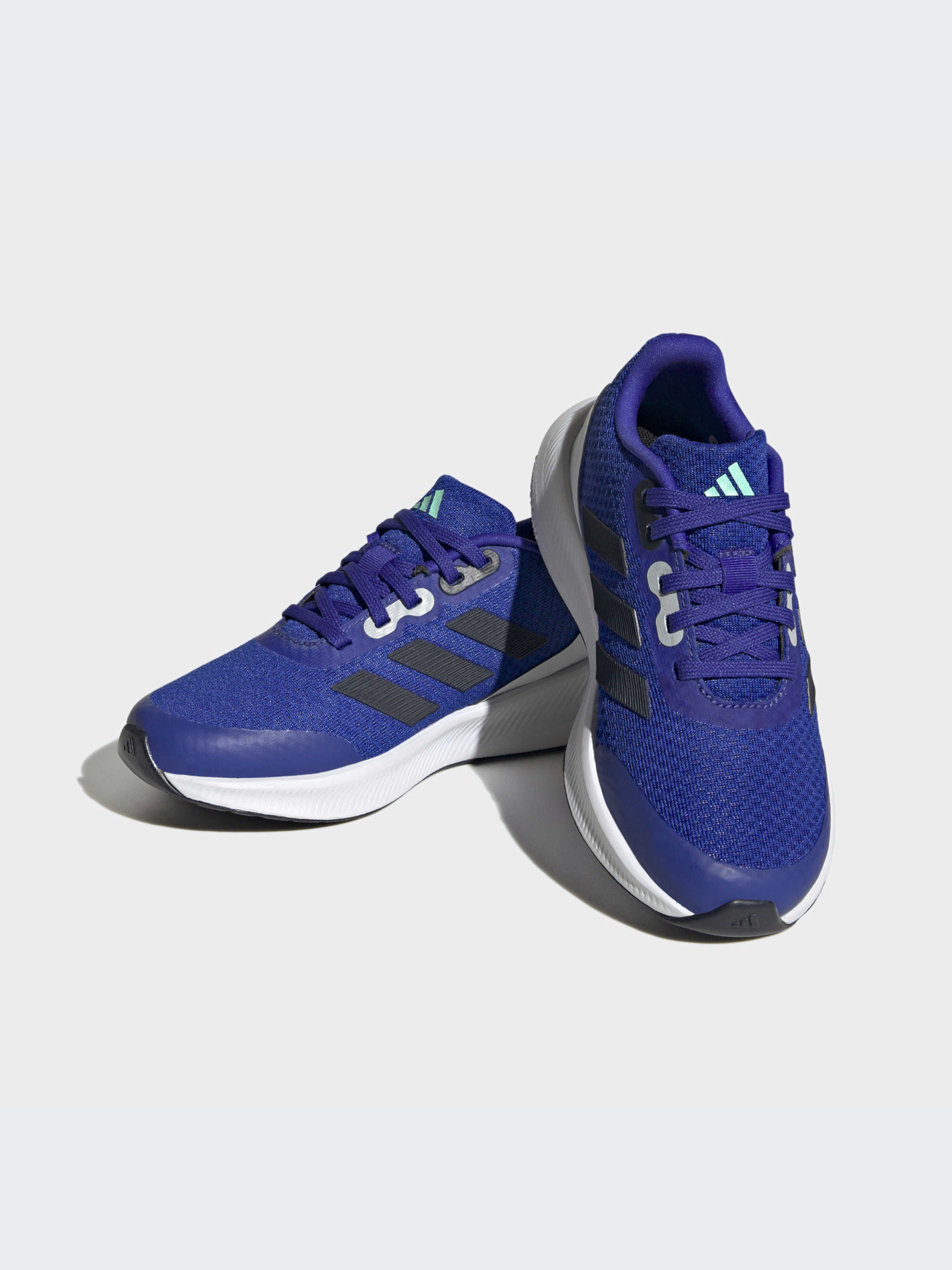 Кроссовки Adidas модель HP5840 Кроссовки Adidas модель HP5840 Фото