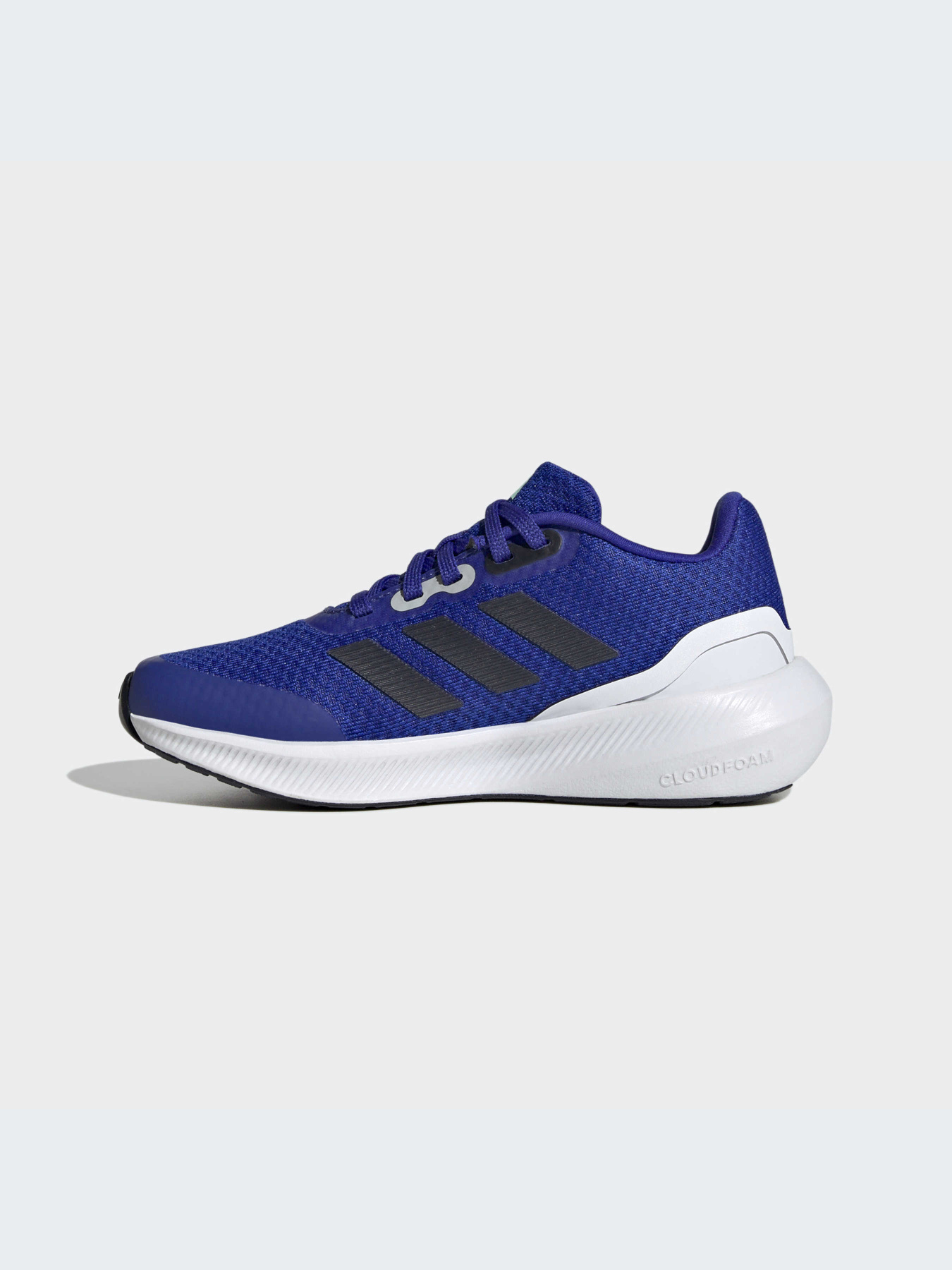 Кроссовки Adidas модель HP5840 Кроссовки Adidas модель HP5840 Фото