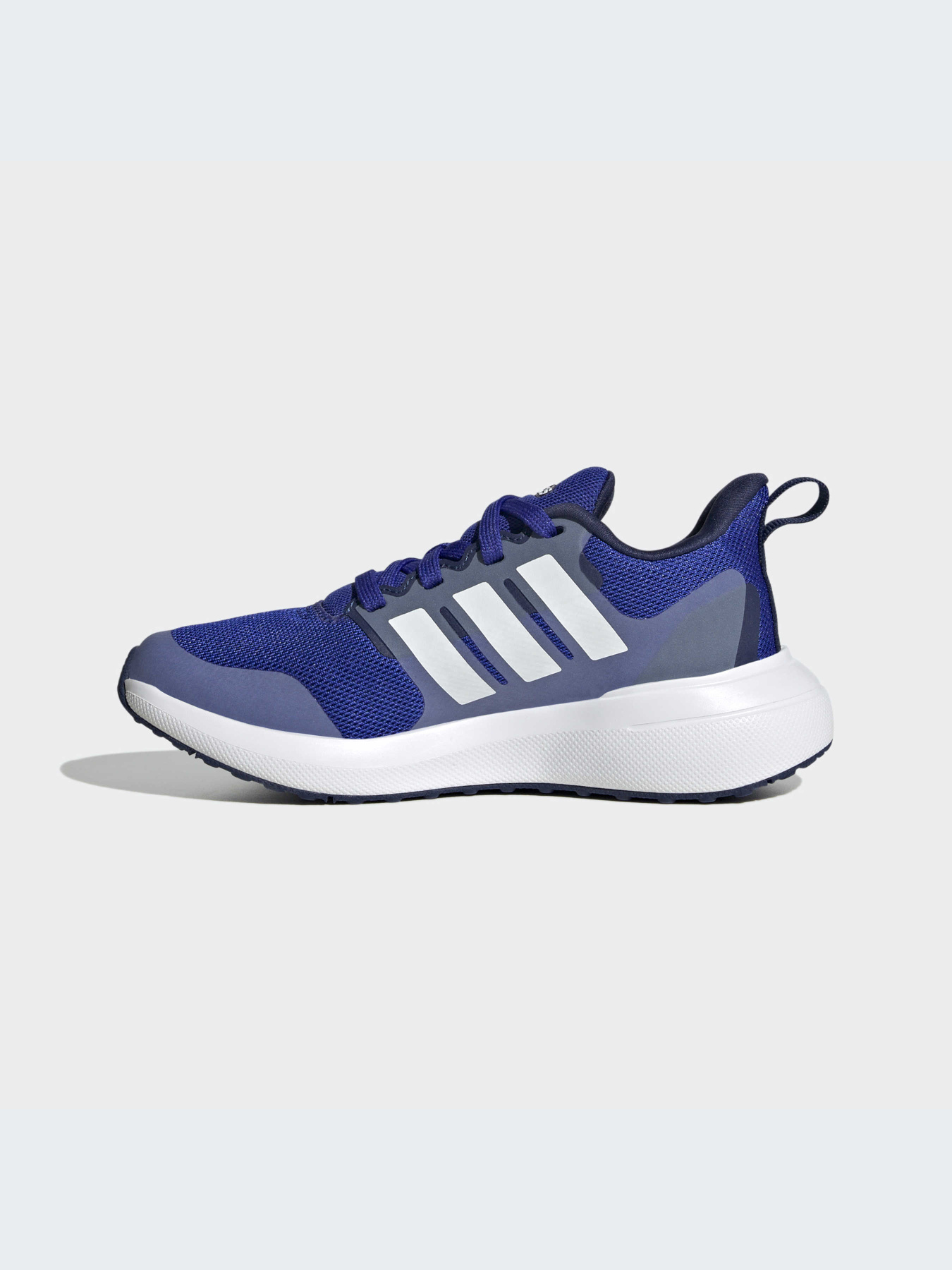 Кроссовки Adidas модель HP5439 Кроссовки Adidas модель HP5439 Фото