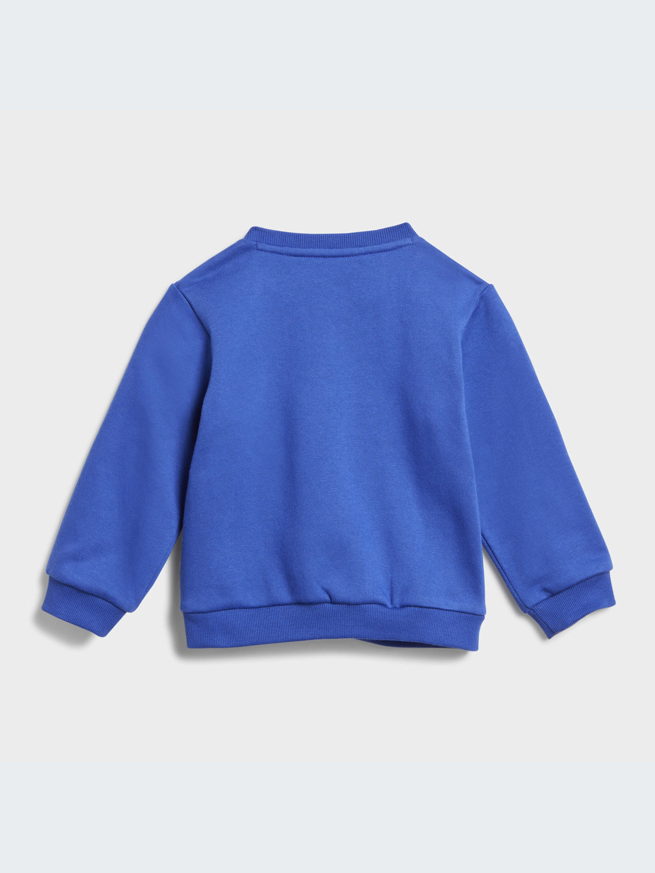 Костюмы Adidas модель IJ8857 Костюмы Adidas модель IJ8857 Фото