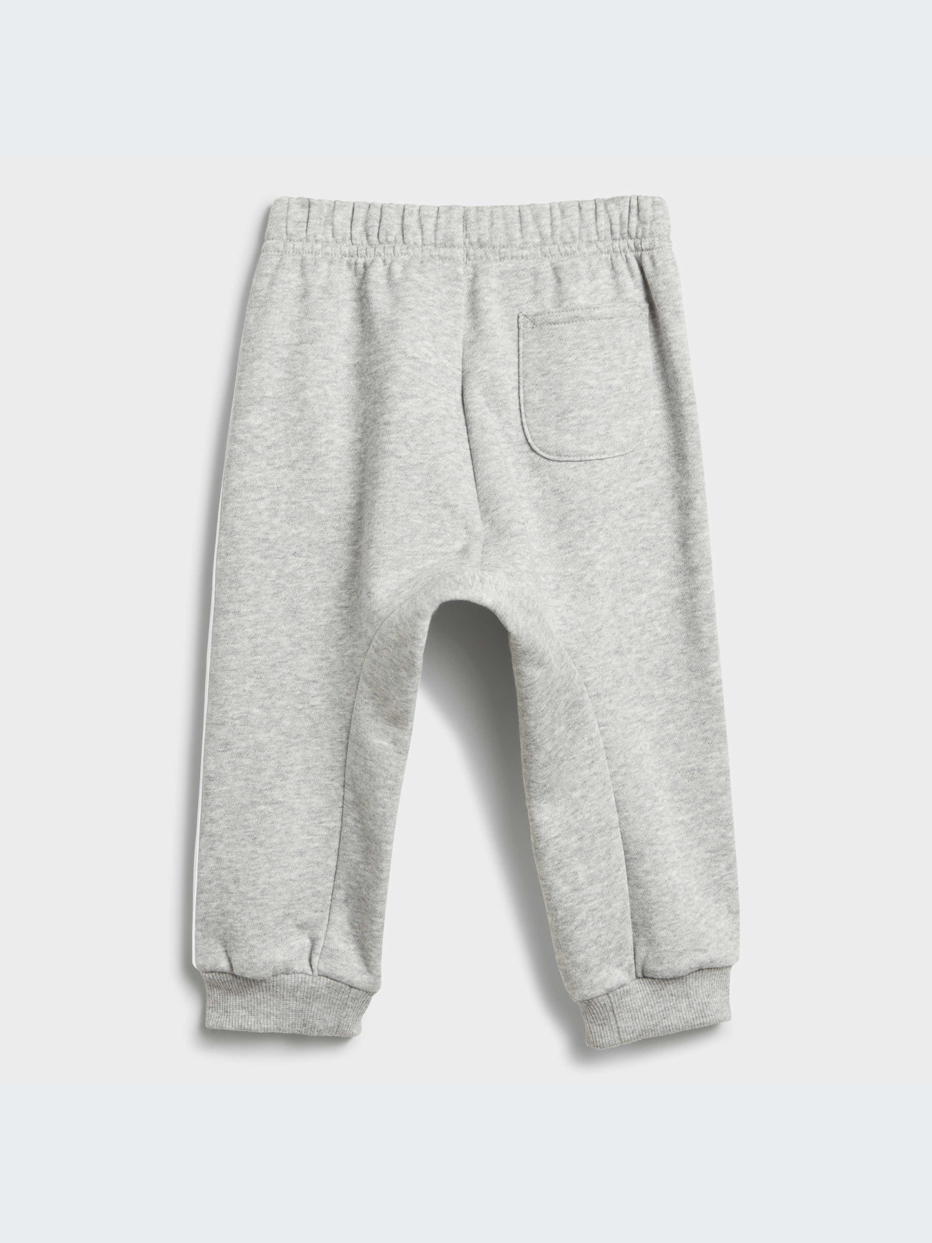Костюмы Adidas модель IJ8857 Костюмы Adidas модель IJ8857 Фото