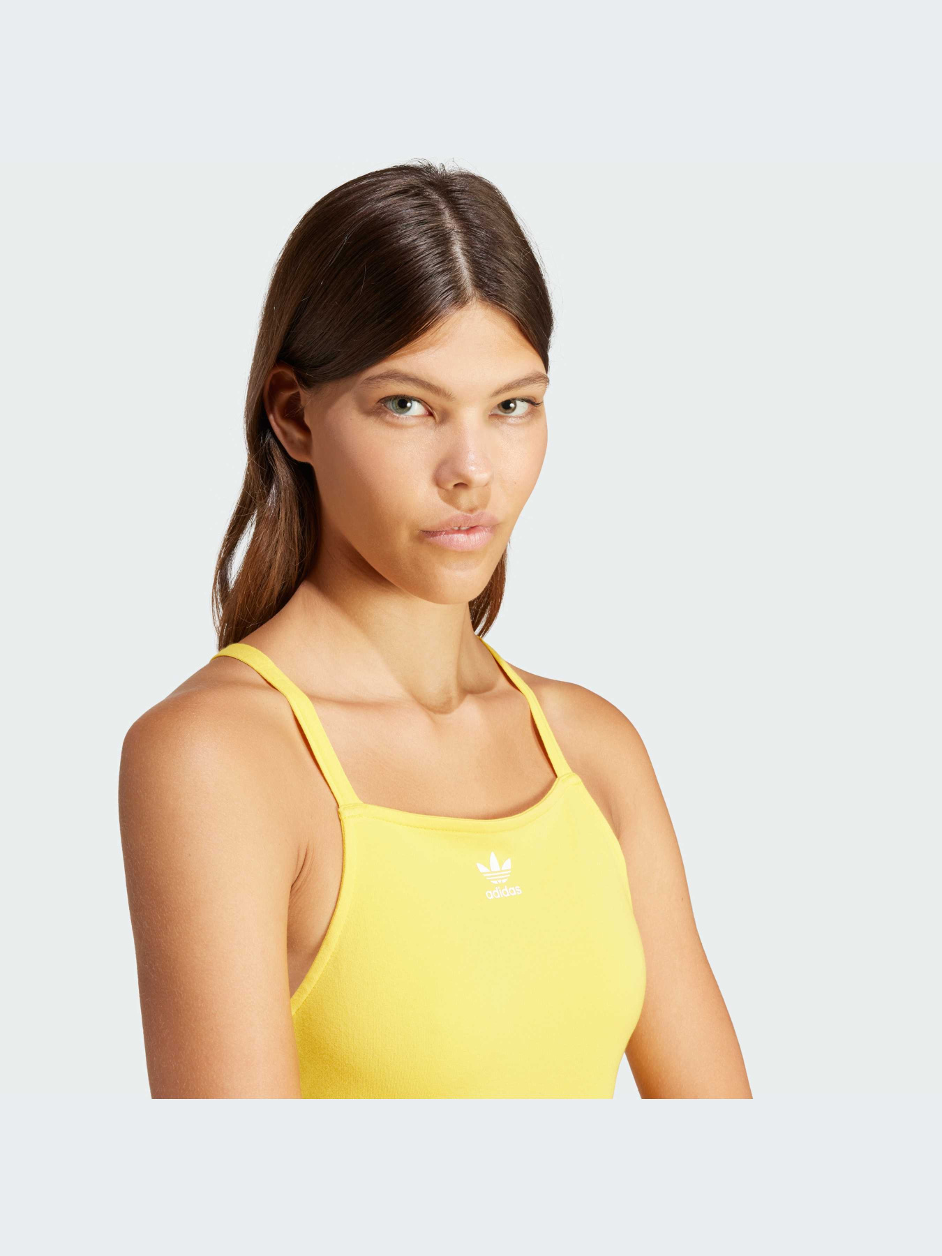 Сукні Adidas Adicolor модель IR8124 Сукні Adidas Adicolor модель IR8124 Фото