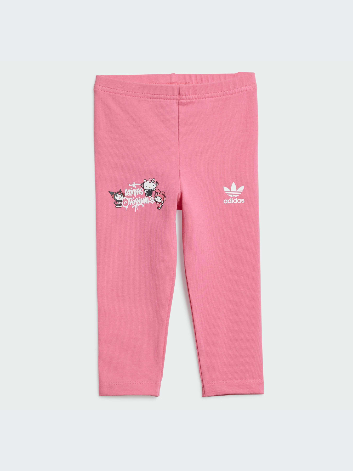 Костюмы Adidas Культовые силуэты модель IT7917 Костюмы Adidas Культовые силуэты модель IT7917 Фото