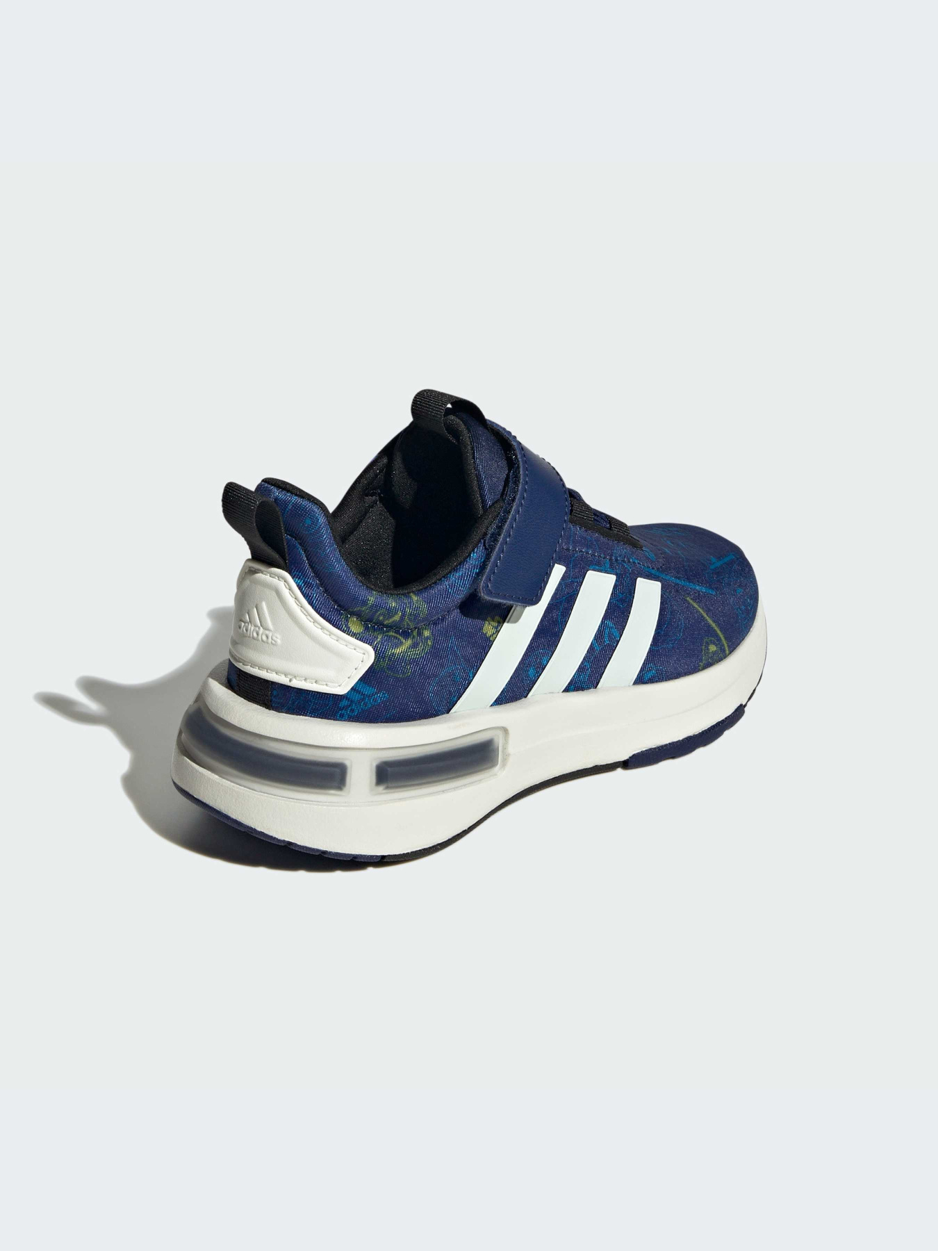 Кроссовки Adidas модель ID8010 Кроссовки Adidas модель ID8010 Фото