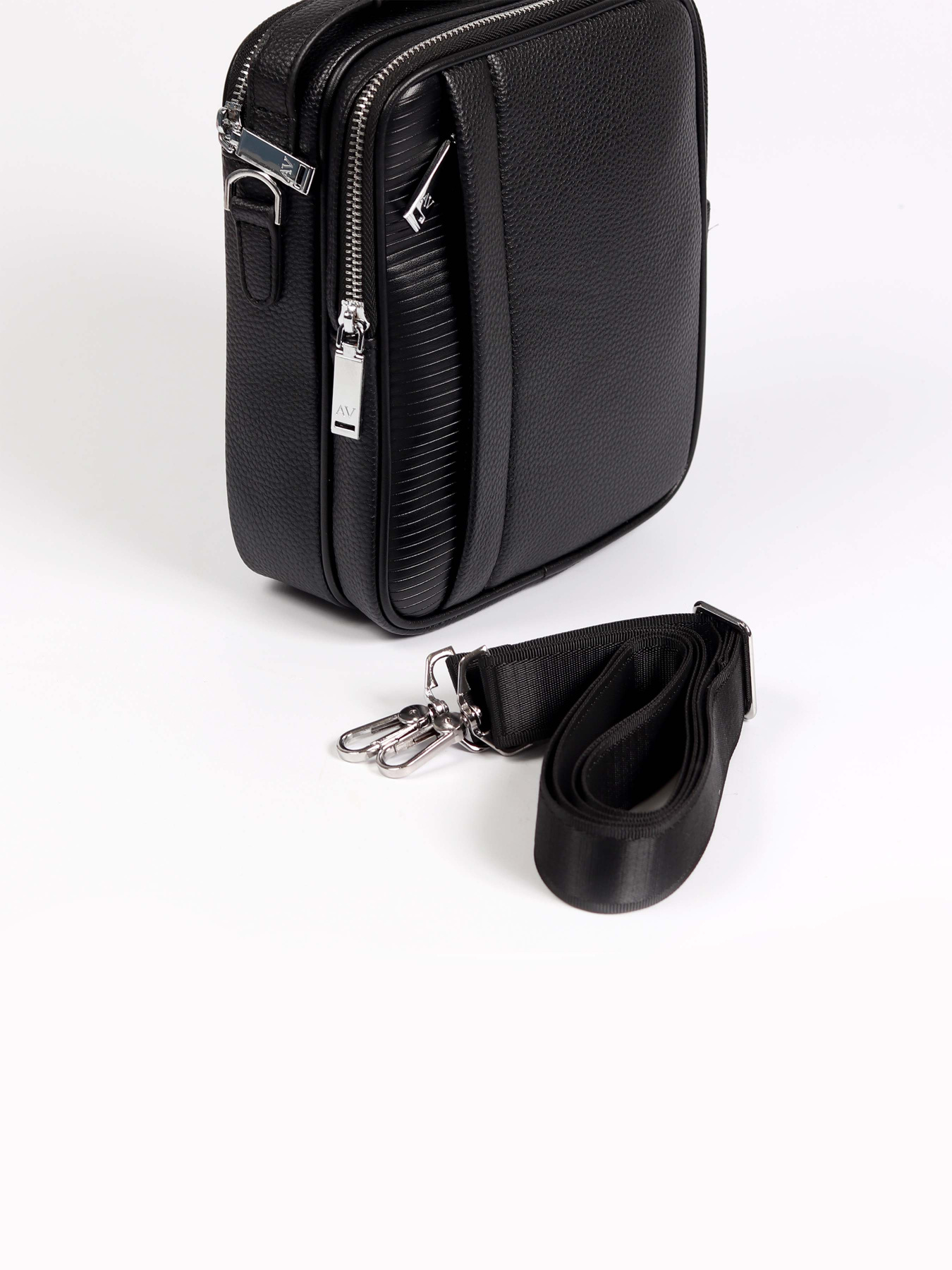 Сумки Respect модель 8018-21VL_Black Фото