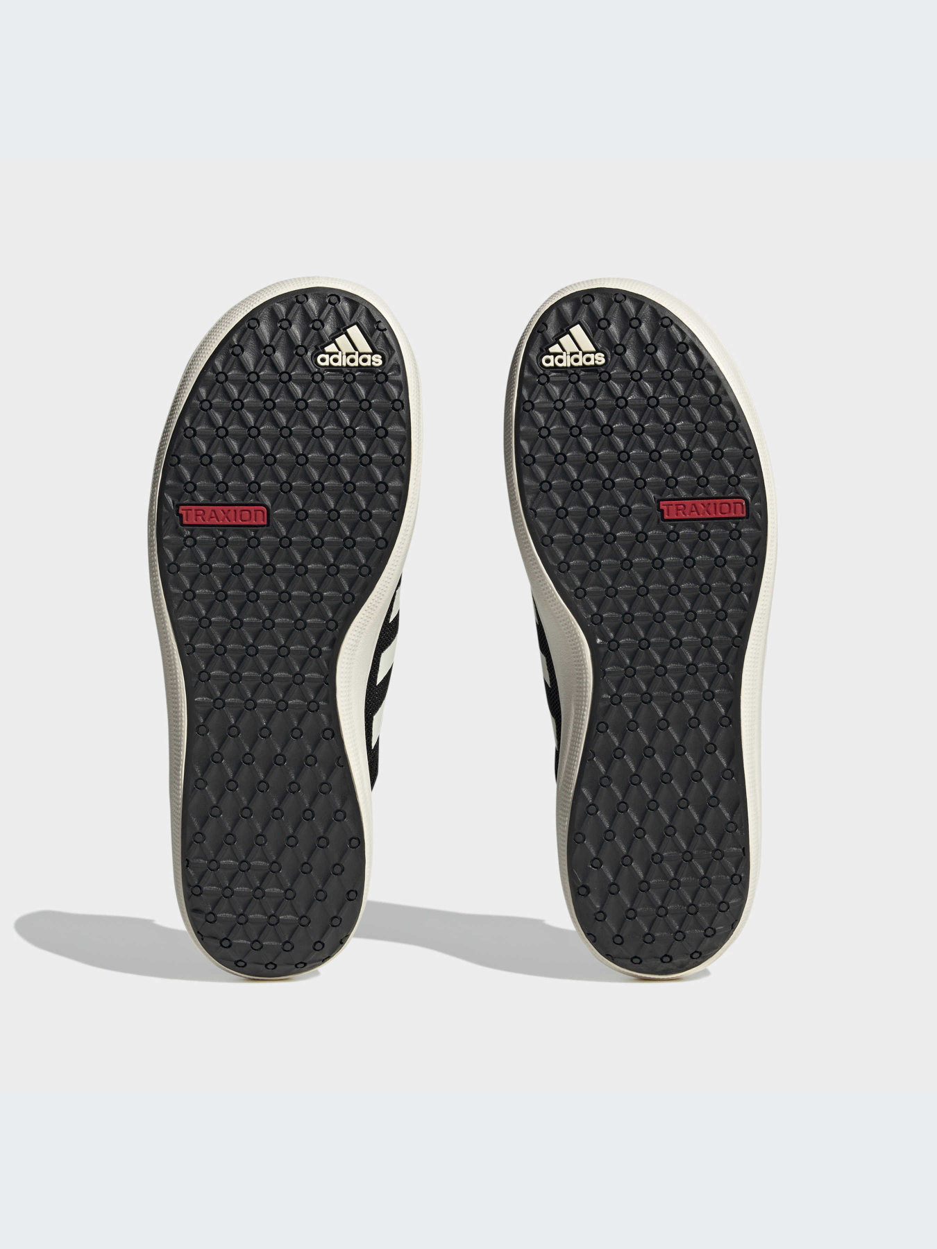 Сліпони та мокасини Adidas модель HP8647 Сліпони та мокасини Adidas модель HP8647 Фото