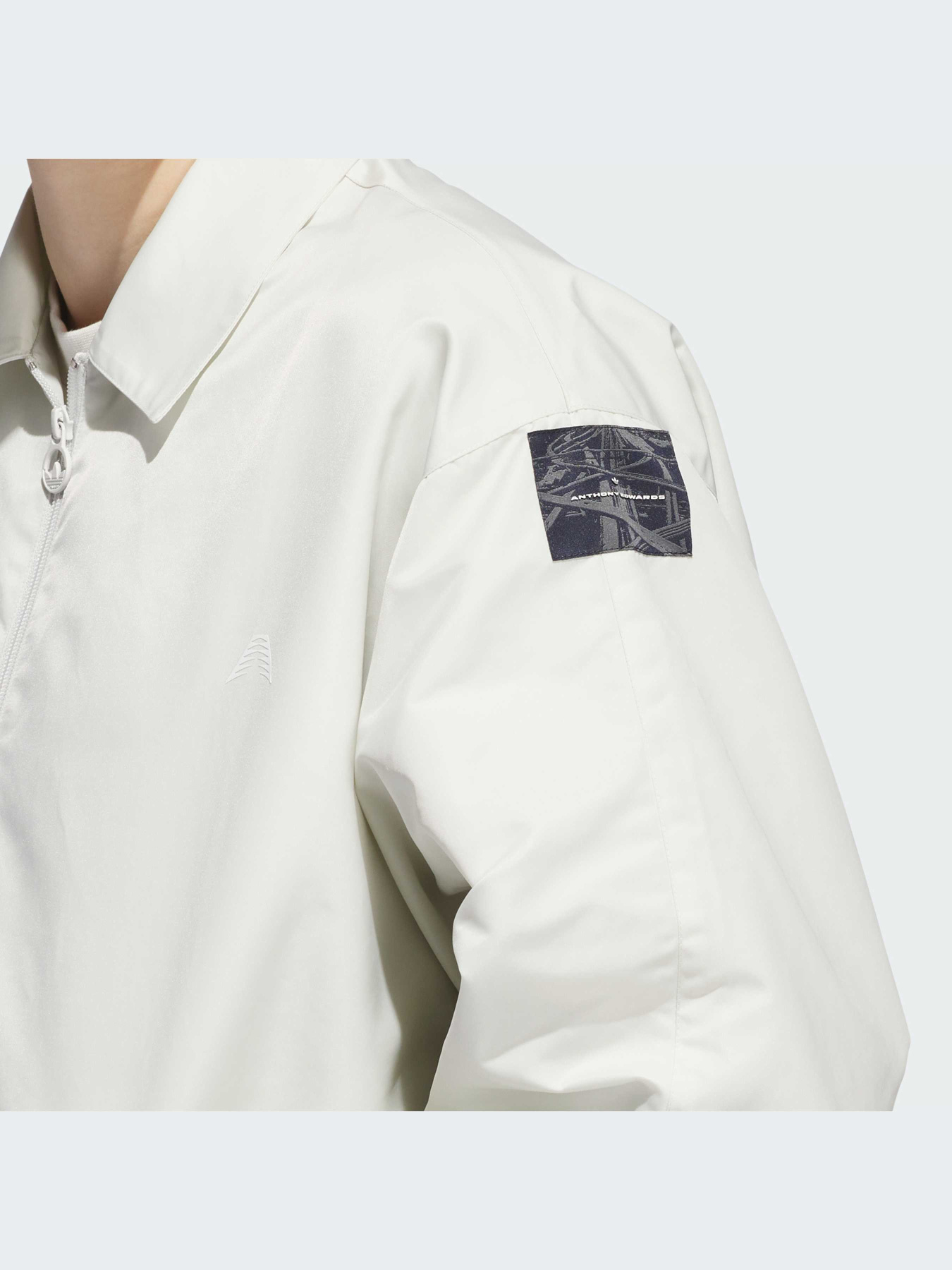 Куртки и дубленки Adidas модель IT0117 Фото