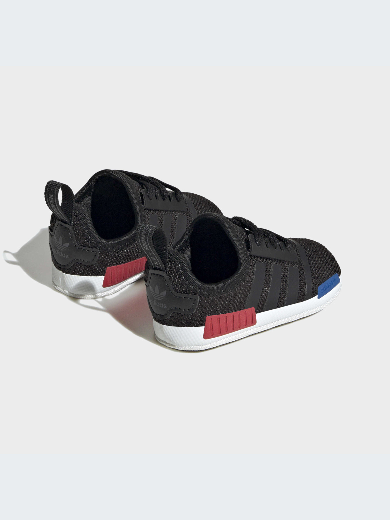 Кроссовки Adidas NMD модель HQ6116 Фото