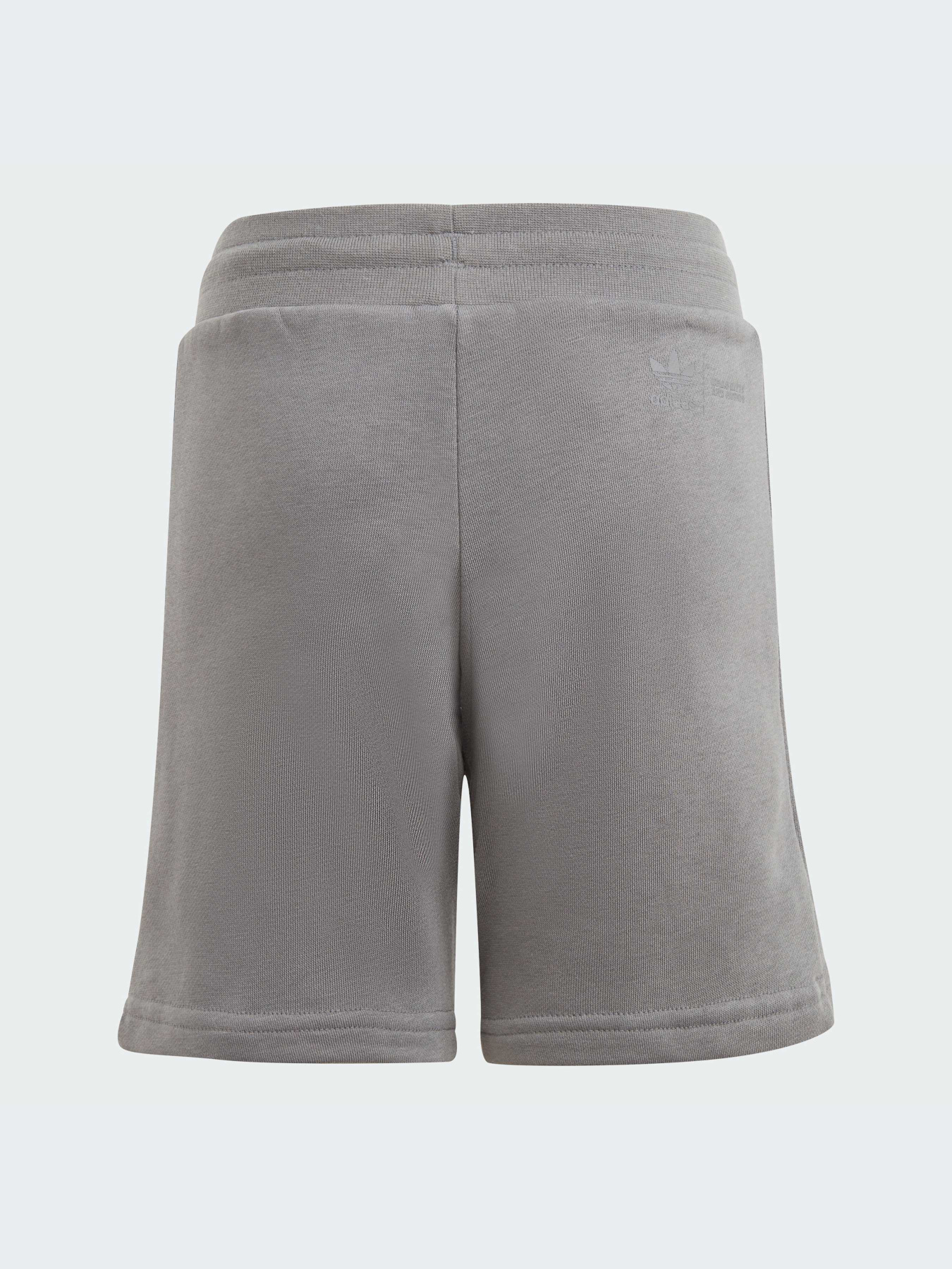 Костюмы Adidas модель IT7918 Костюмы Adidas модель IT7918 Фото