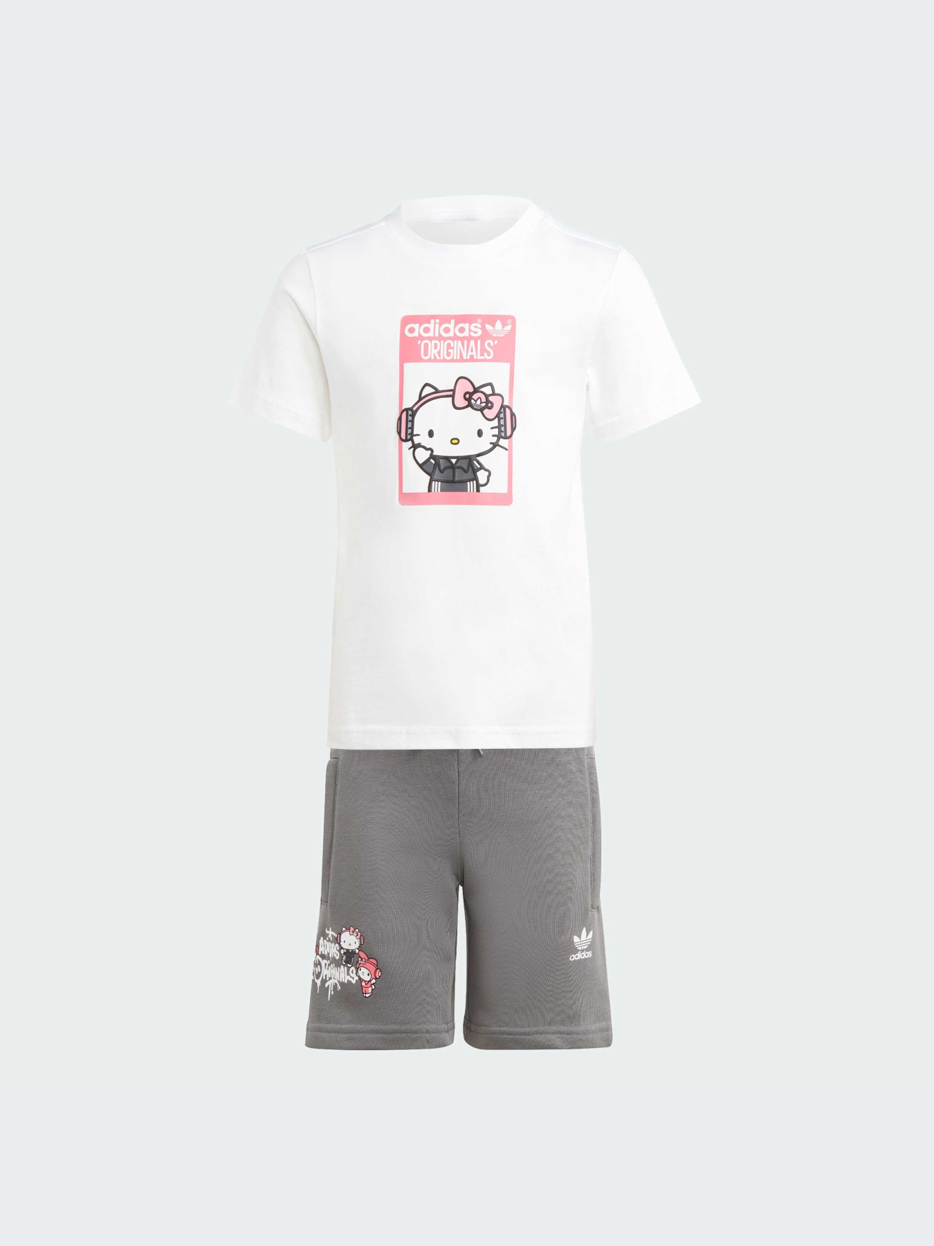 Костюмы Adidas модель IT7918 Костюмы Adidas модель IT7918 Фото