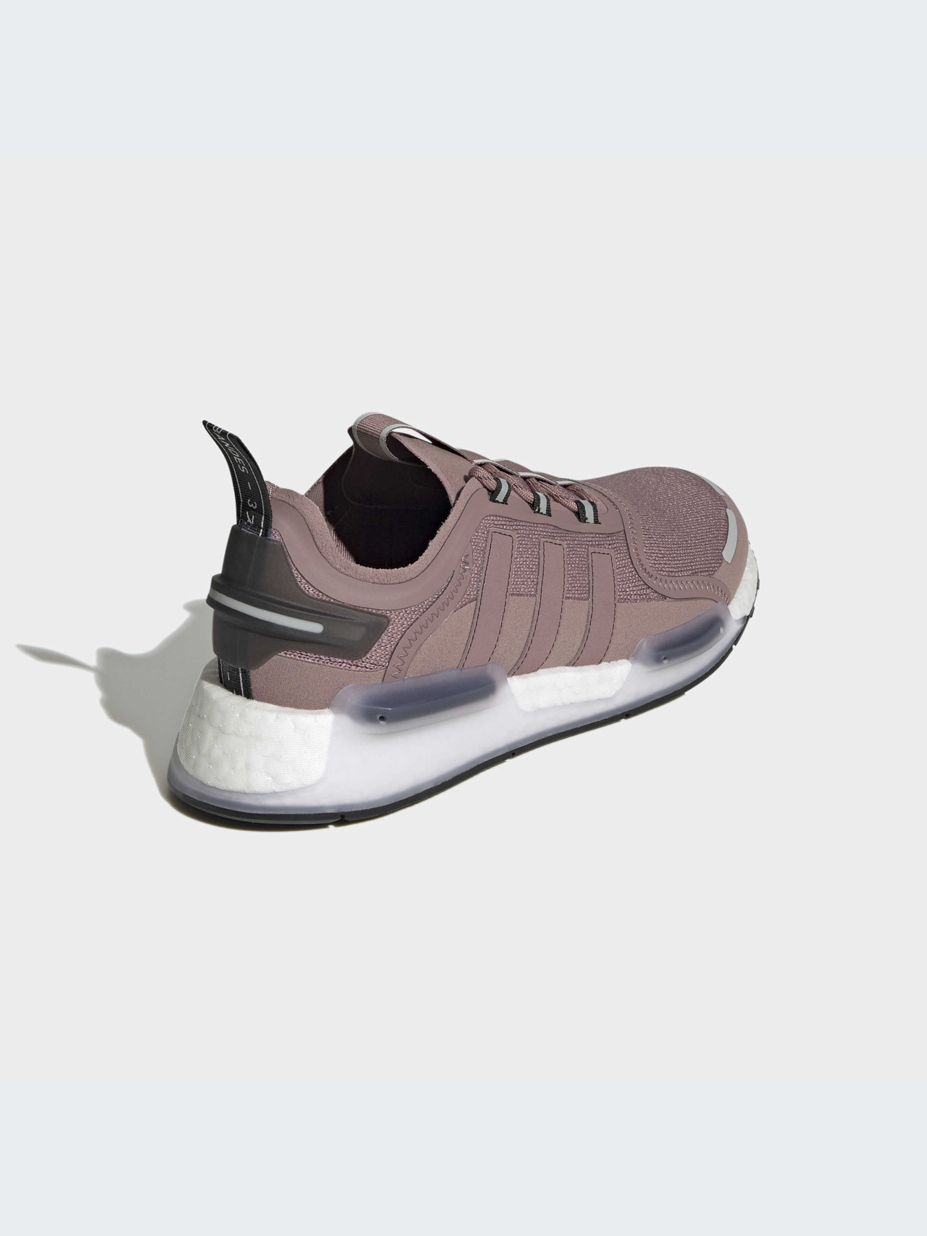 Кросівки Adidas NMD модель FZ6139 Фото