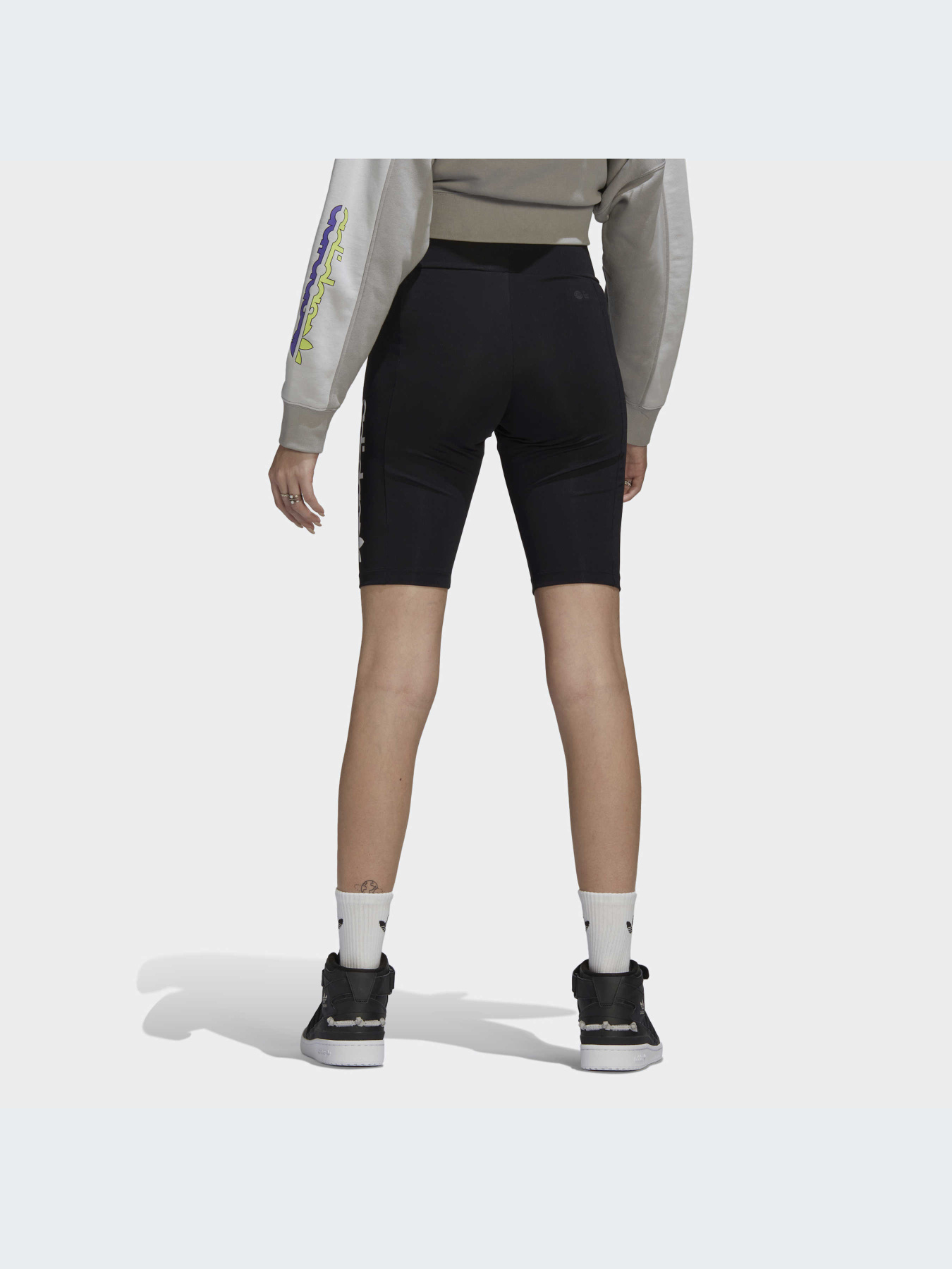 Шорти Adidas модель HF2141 Фото