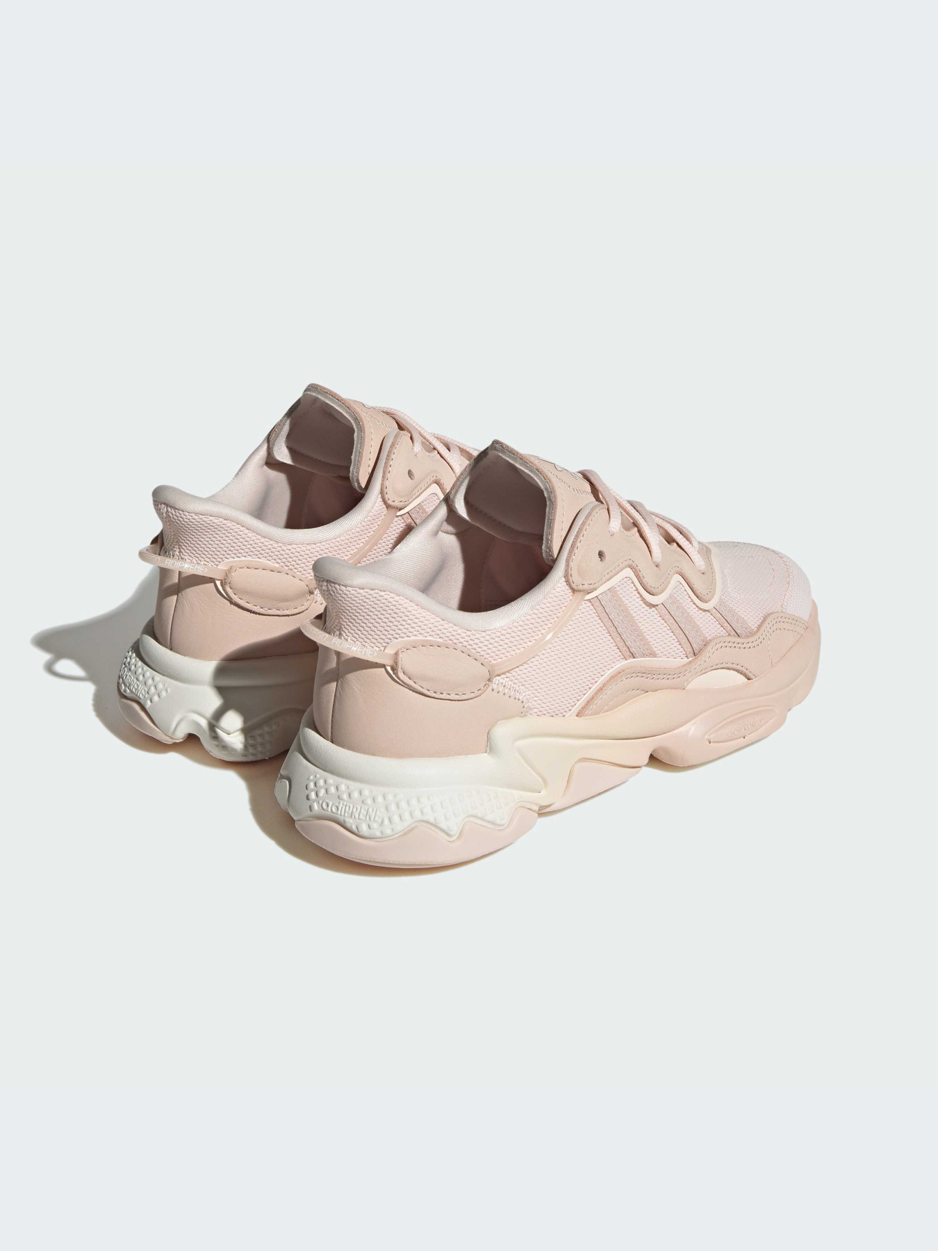 Кроссовки Adidas Ozweego модель IG5933 Фото