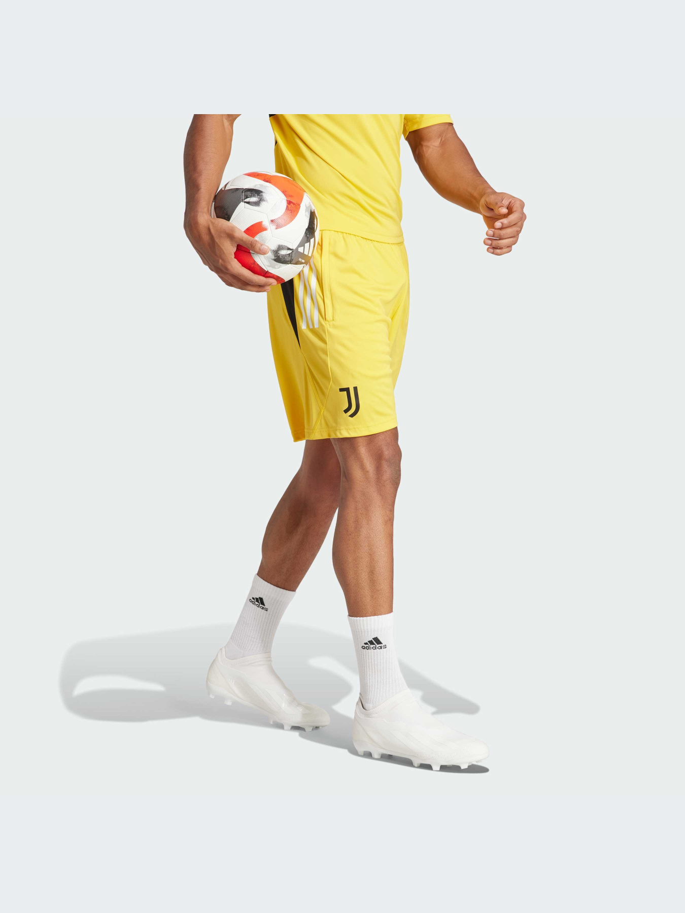 Шорты Adidas модель IQ0870 Шорты Adidas модель IQ0870 Фото