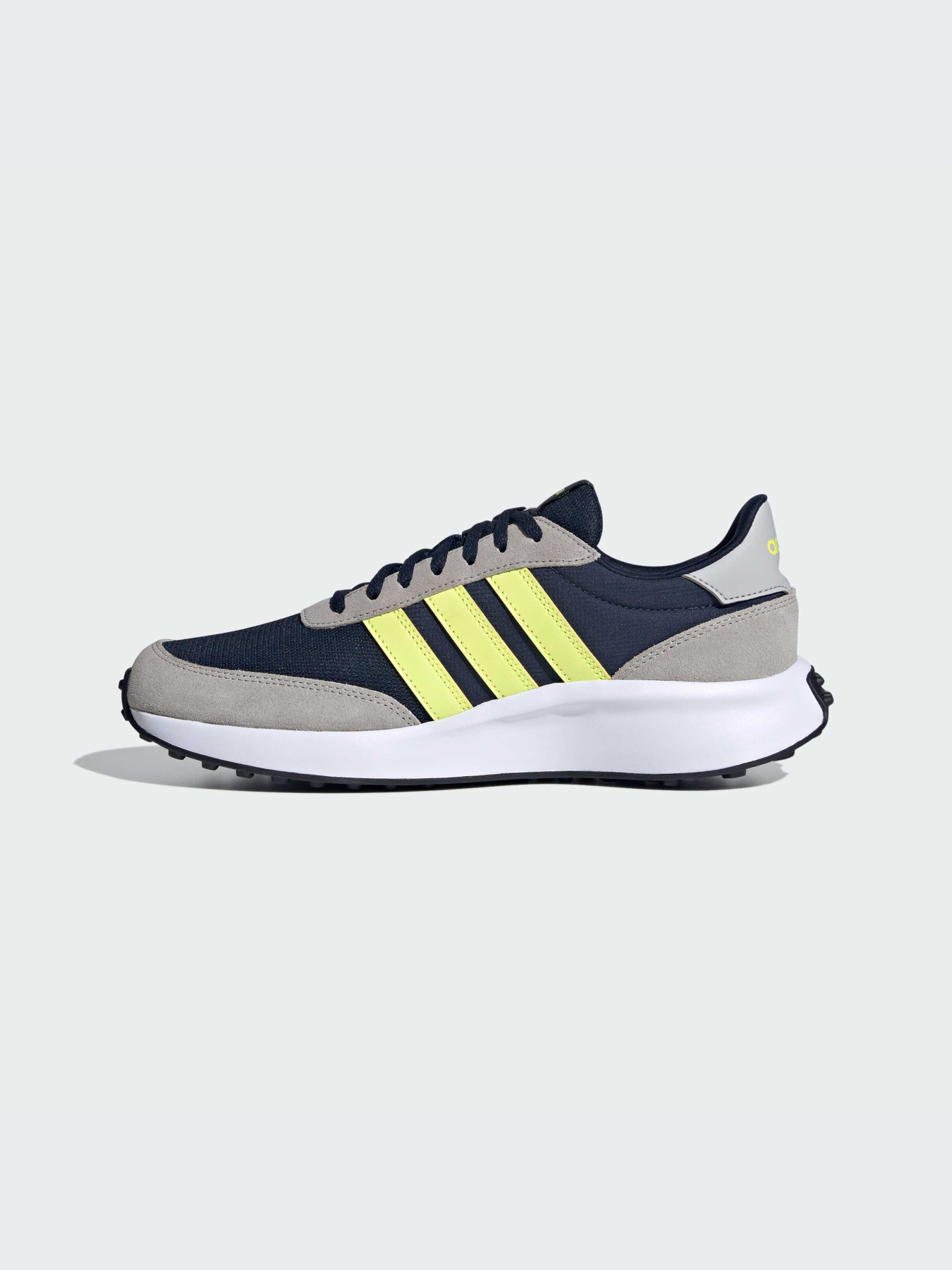 Кросівки Adidas модель IG1184 Кросівки Adidas модель IG1184 Фото