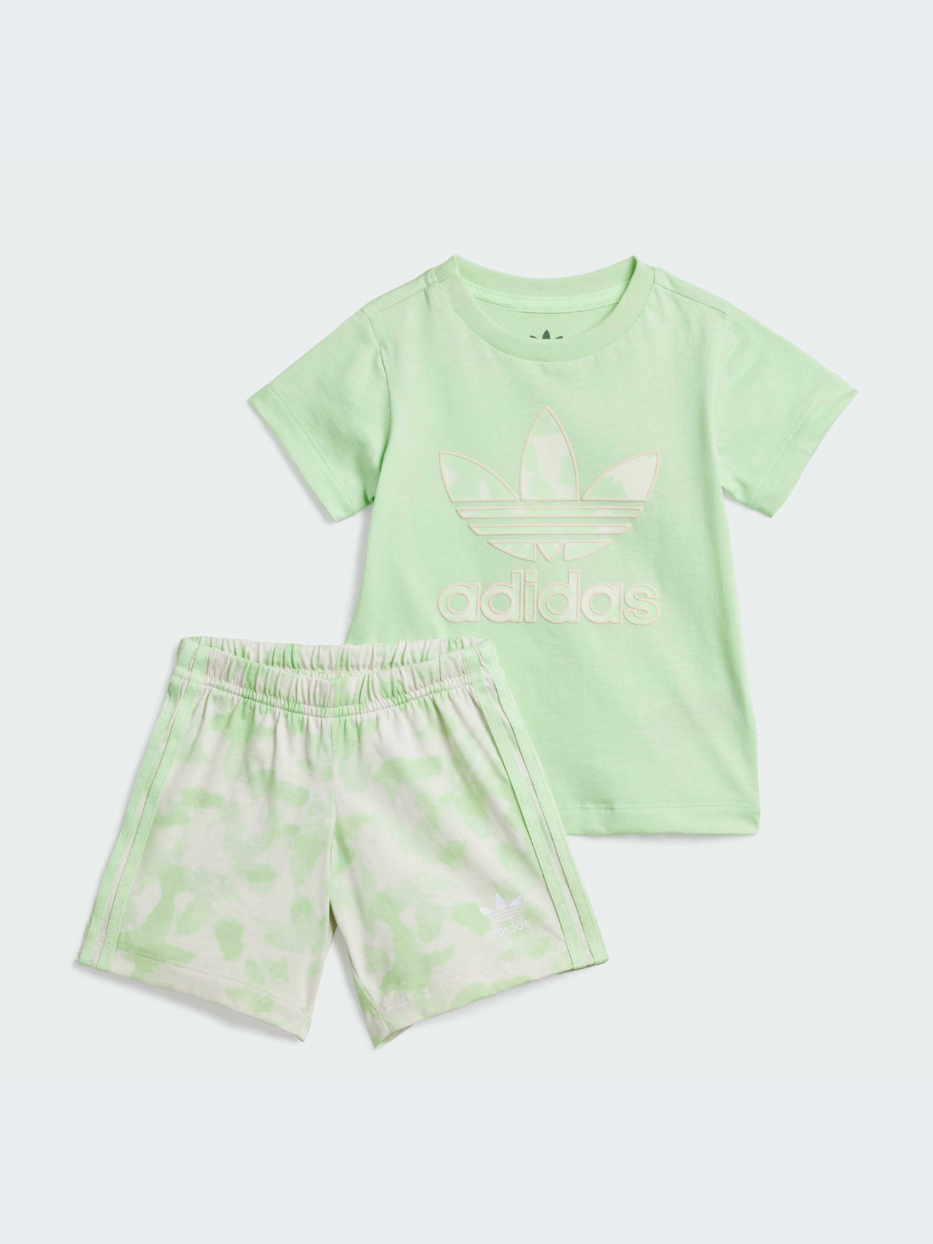 Костюмы Adidas модель IT7302 Костюмы Adidas модель IT7302 Фото