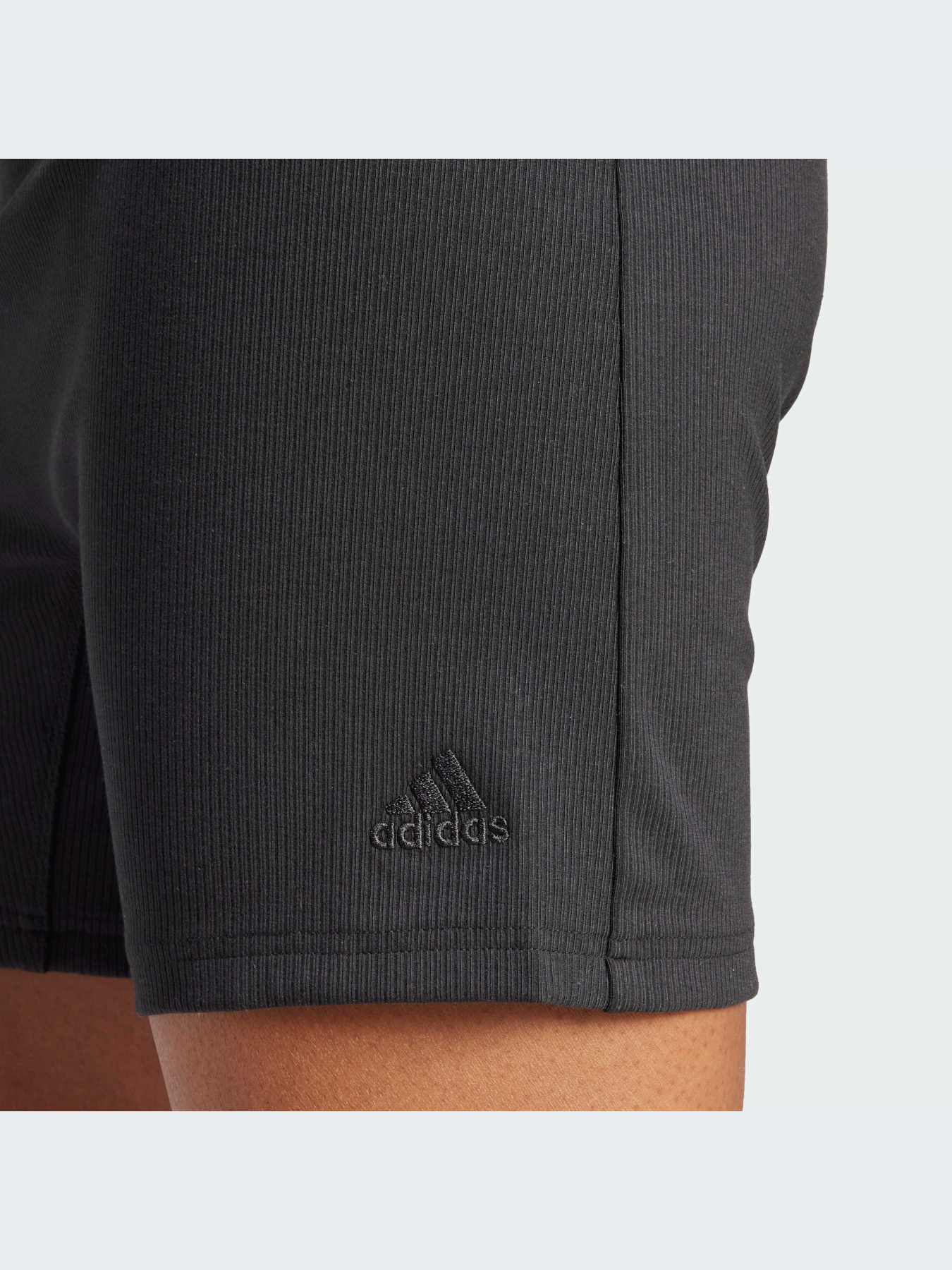 Шорты Adidas модель IR8786 Фото