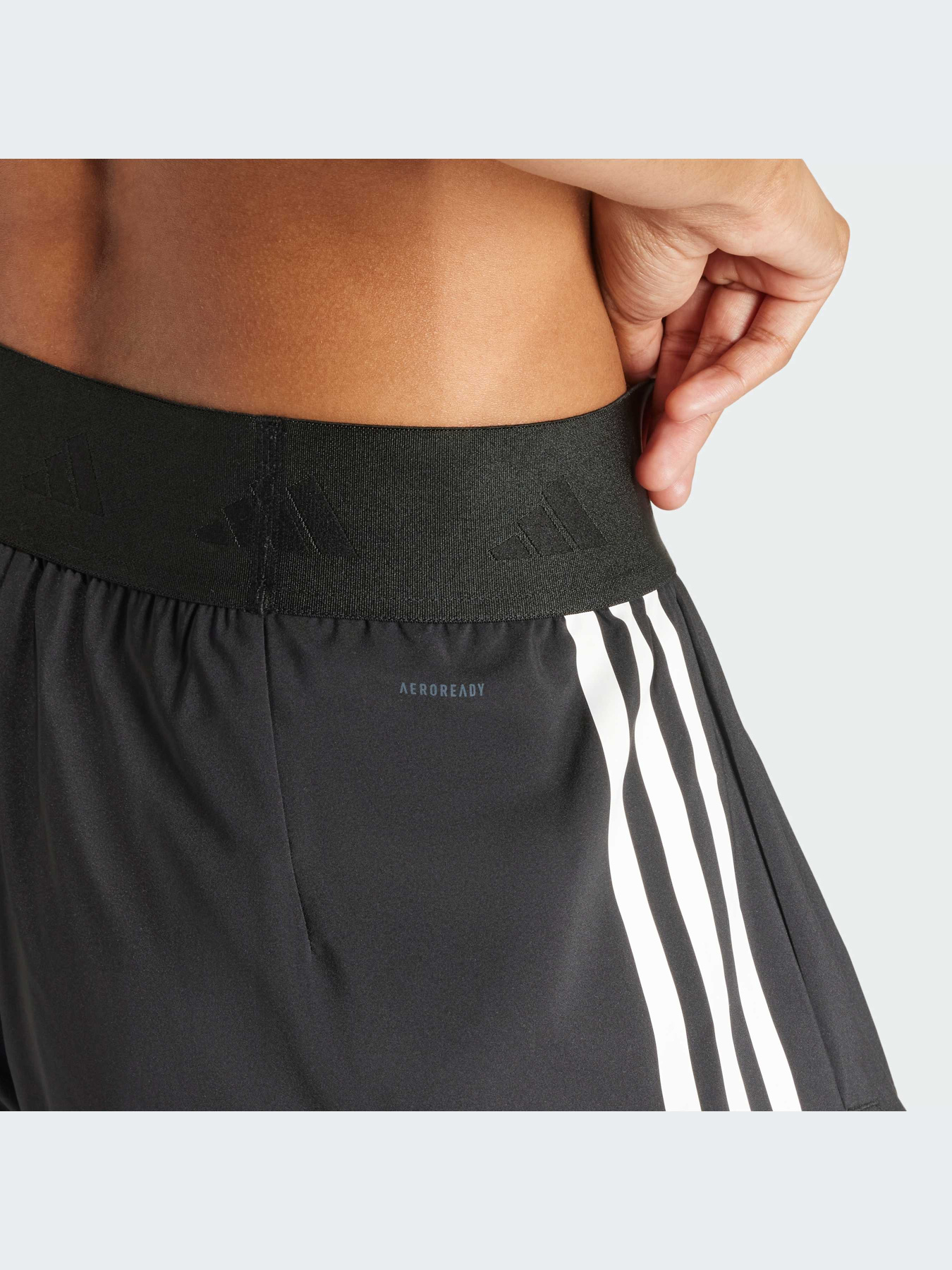 Шорты Adidas модель IT4665 Фото