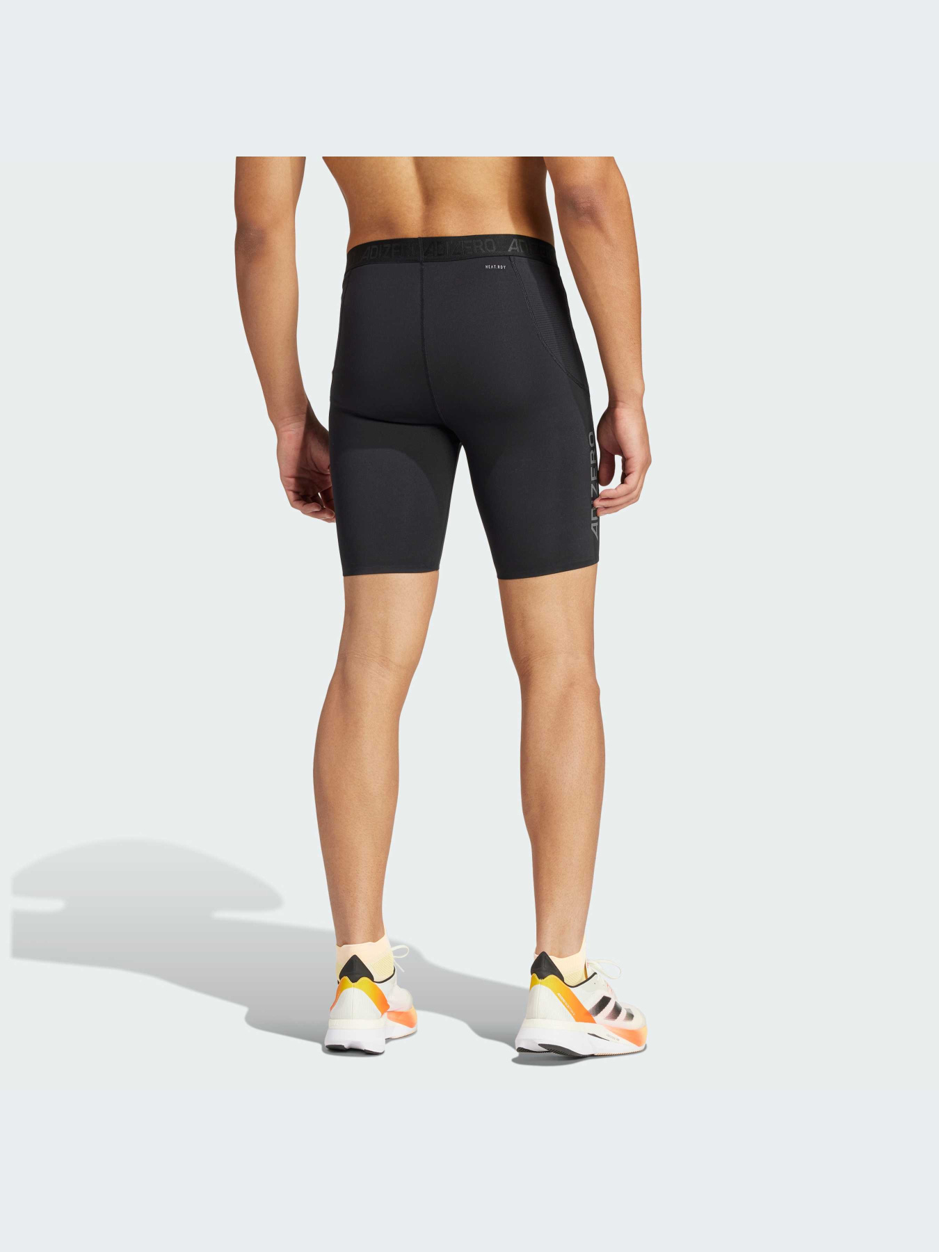 Шорты Adidas adizero модель IK9731 Шорты Adidas adizero модель IK9731 Фото