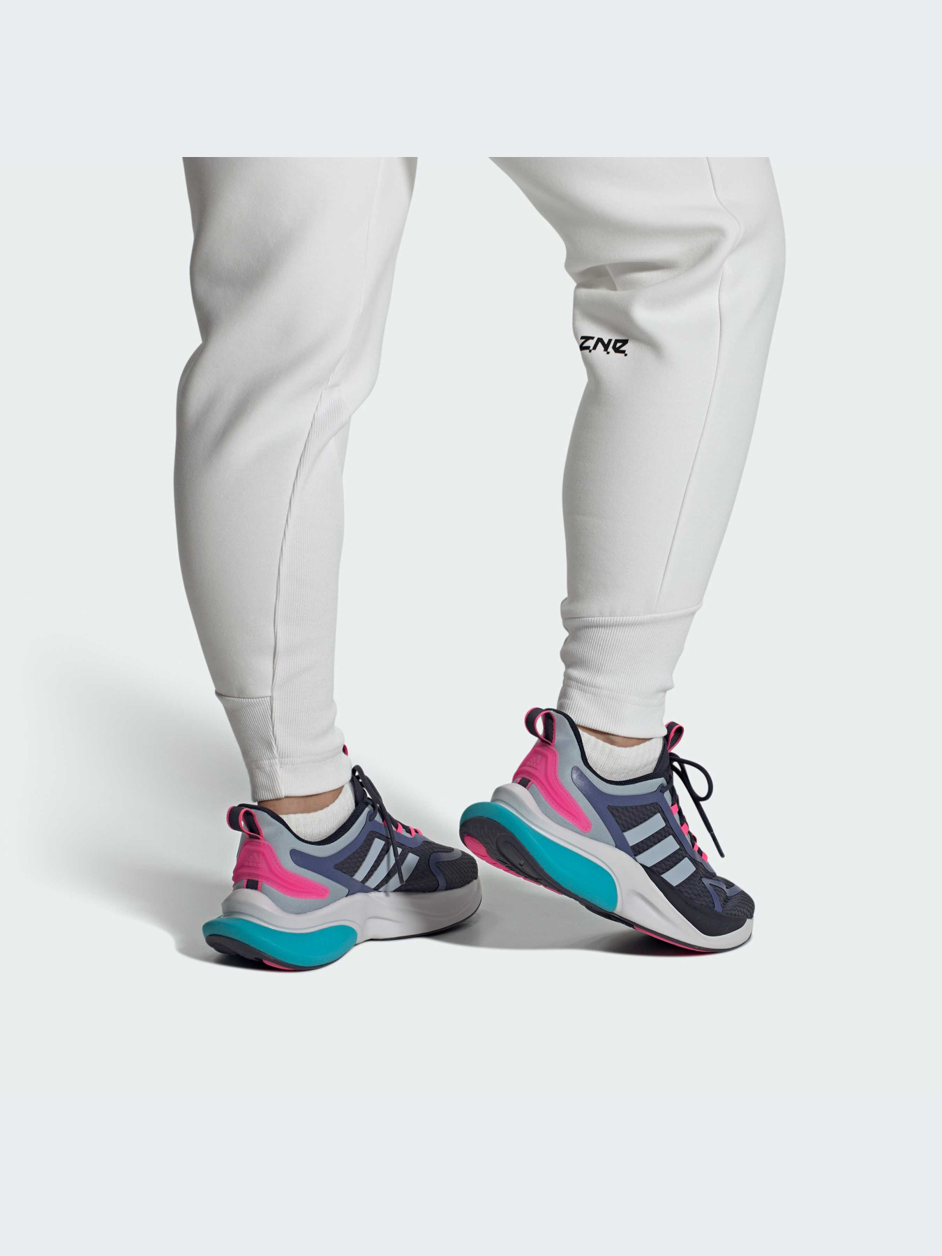 Кросівки Adidas Alphabounce модель IE9755 Кросівки Adidas Alphabounce модель IE9755 Фото