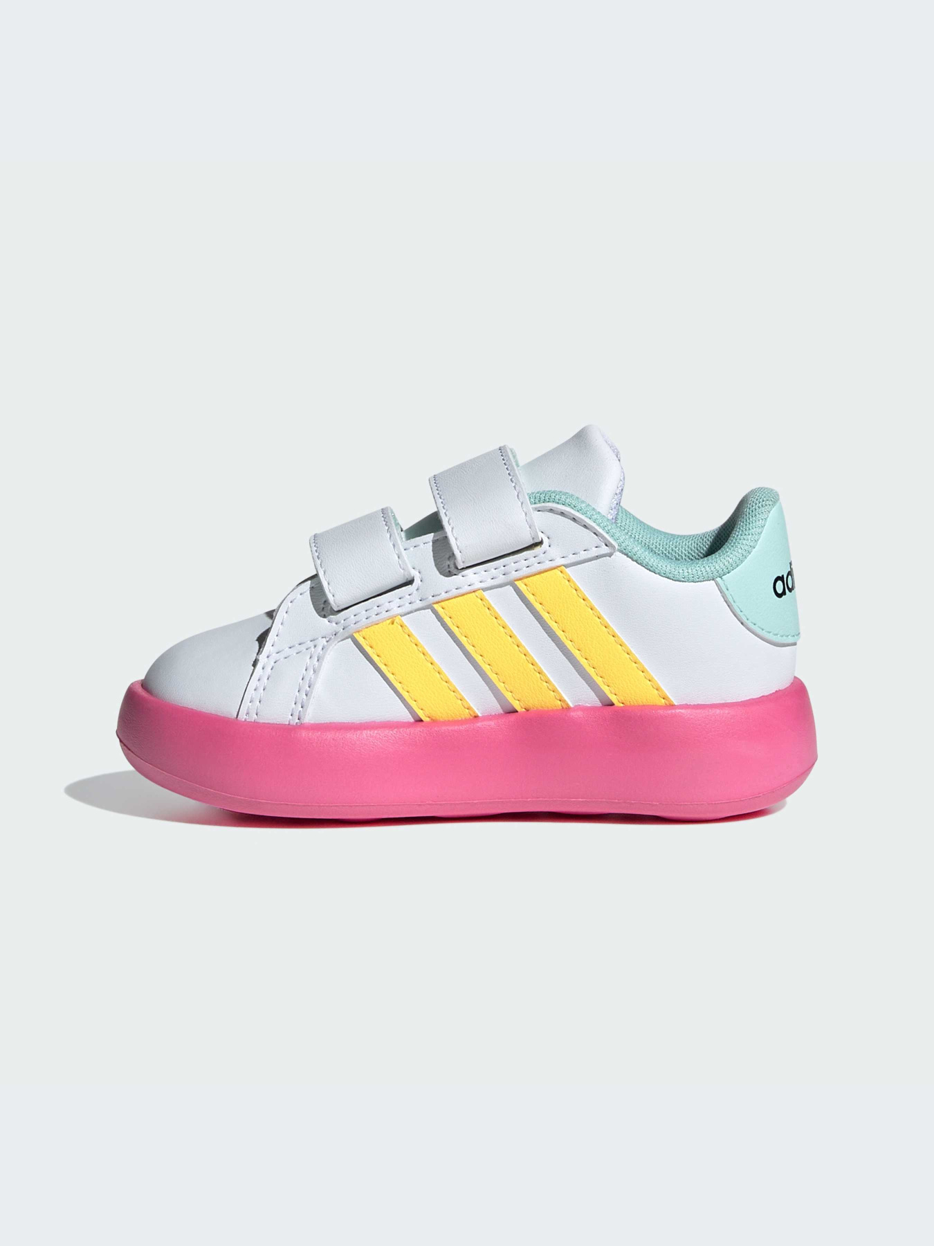Кроссовки Adidas x Disney модель ID8018 Фото