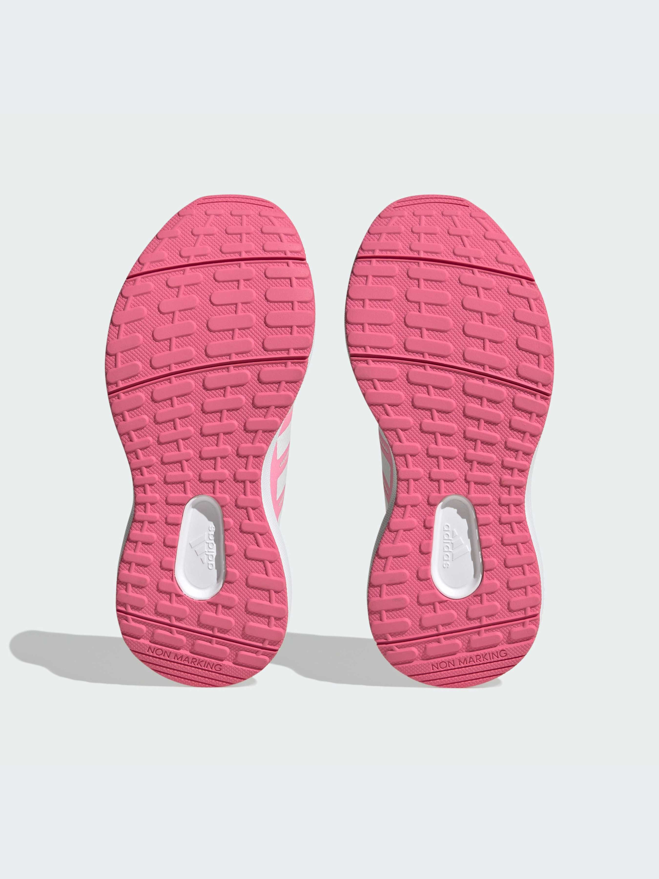 Кросівки Adidas модель ID2361 Кросівки Adidas модель ID2361 Фото