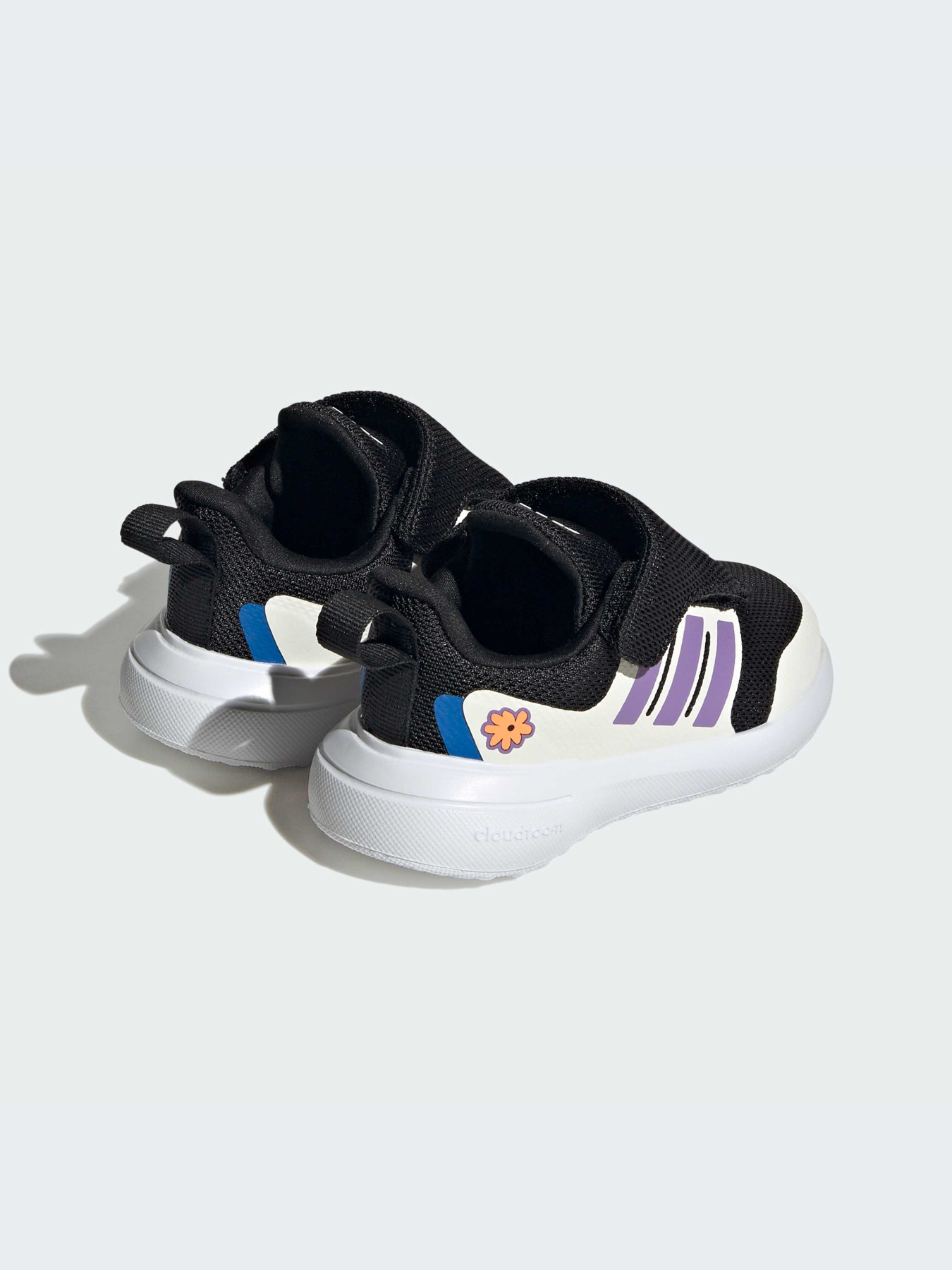 Кросівки Adidas модель IE4959 Кросівки Adidas модель IE4959 Фото