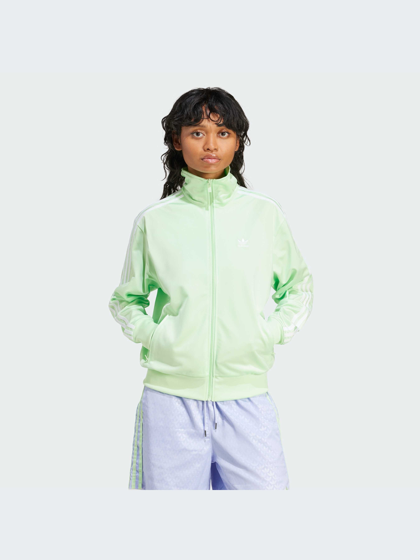 Худи и свитшоты Adidas модель IP0614 Фото
