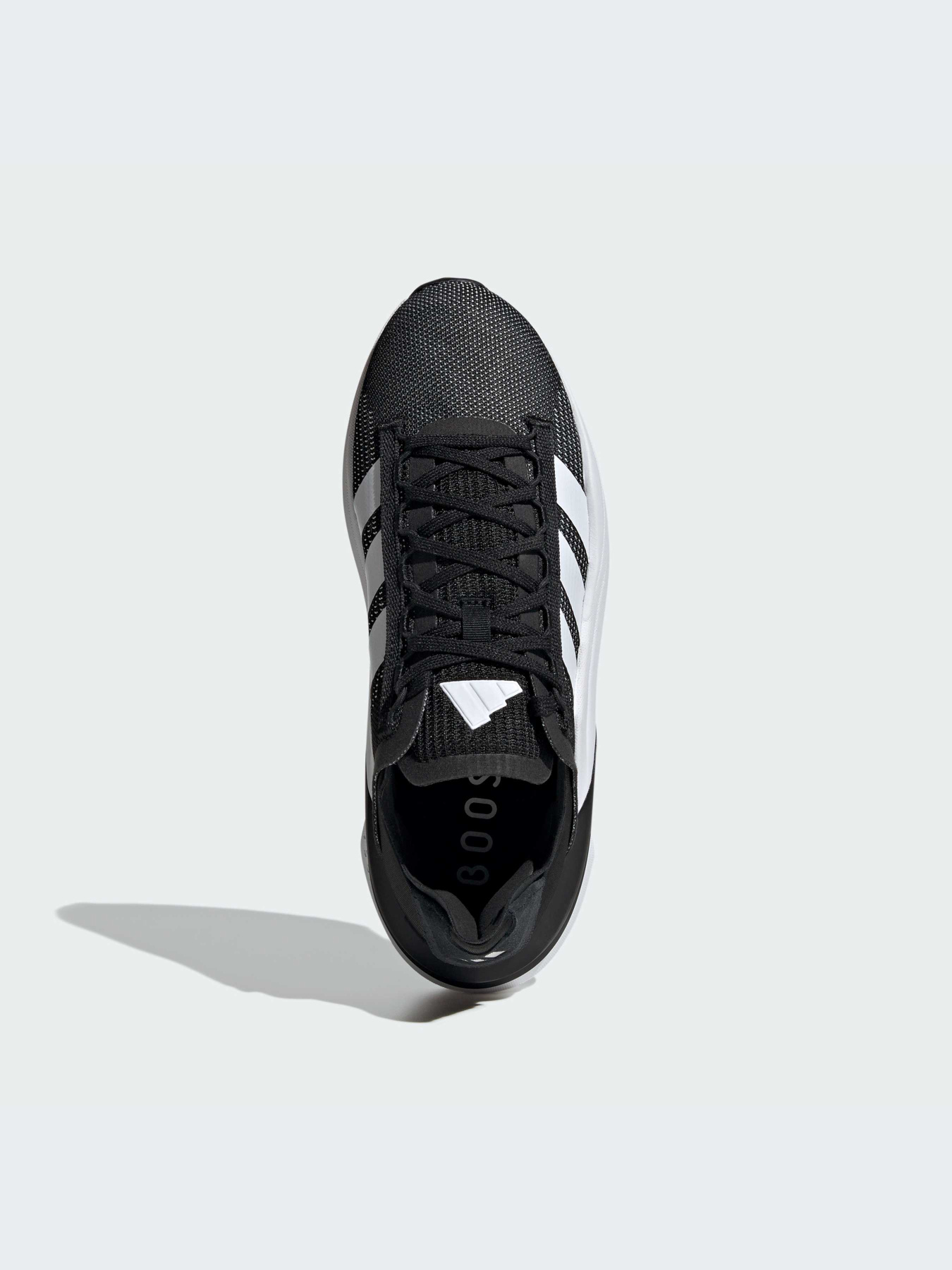 Кросівки Adidas AVRYN модель IE8459 Фото