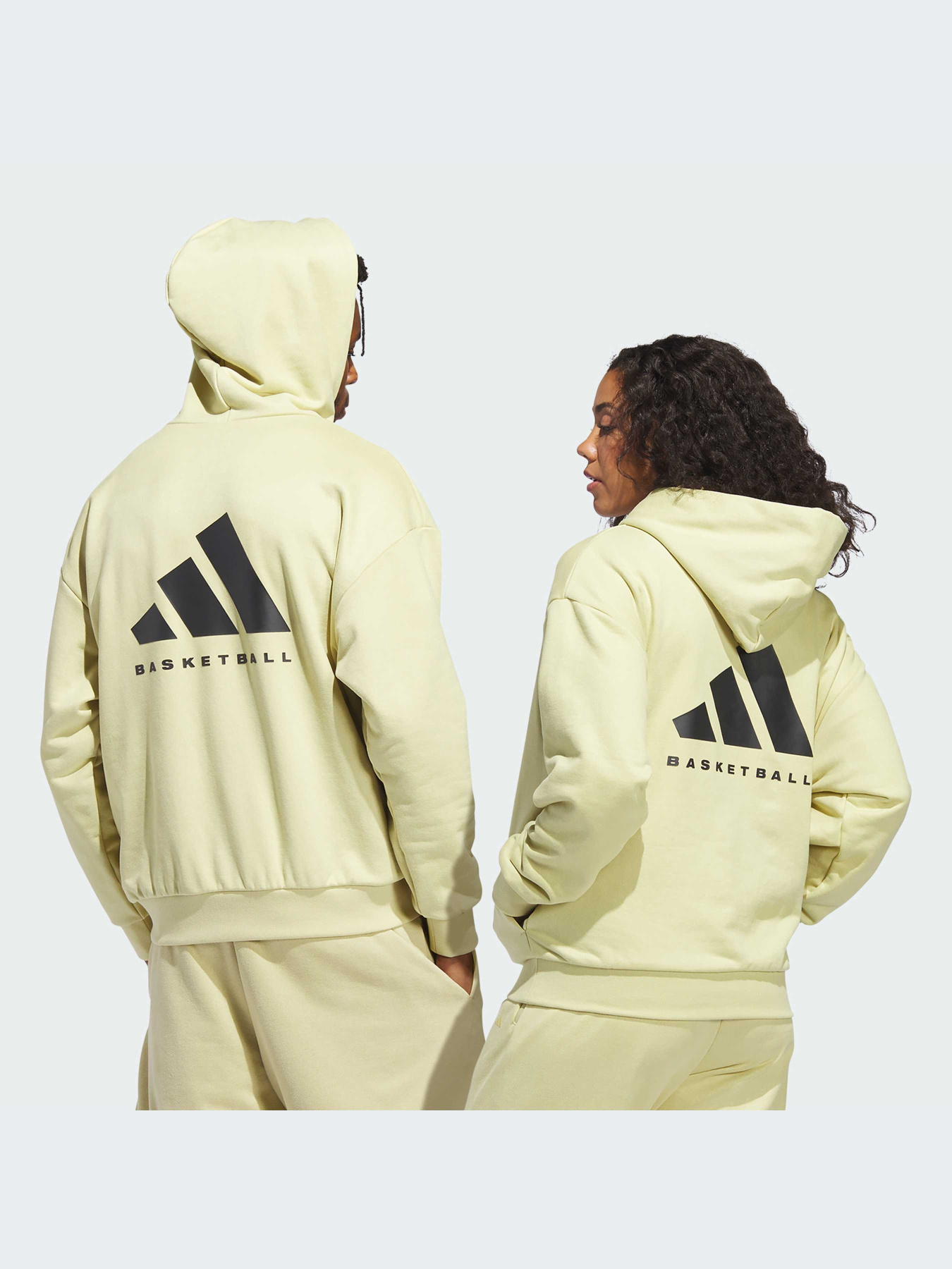 Худи и свитшоты Adidas модель IN7706 Худи и свитшоты Adidas модель IN7706 Фото