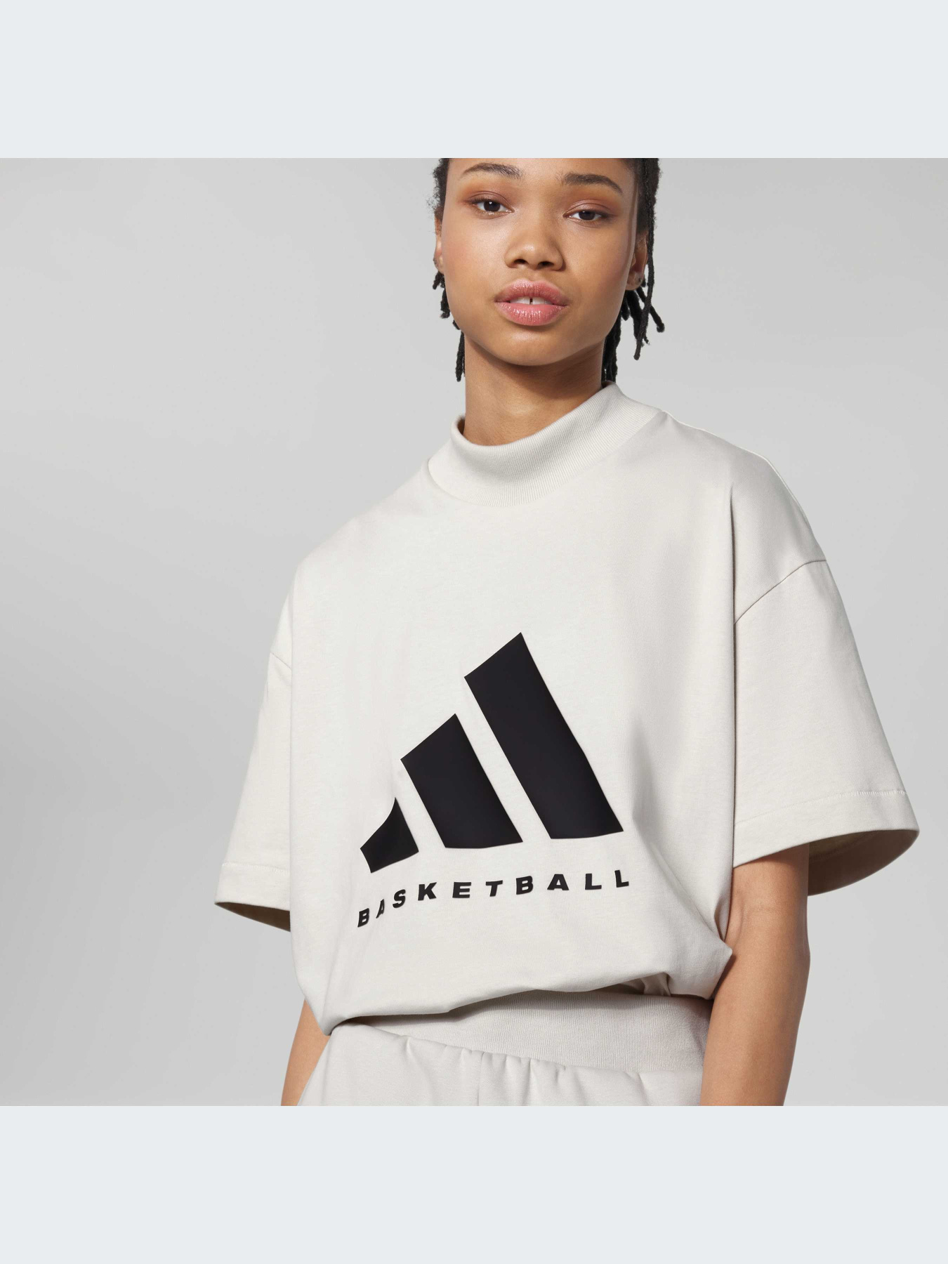 Футболки и поло Adidas модель IR8491 Футболки и поло Adidas модель IR8491 Фото