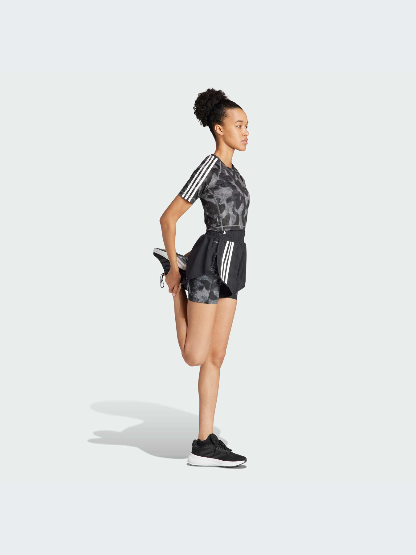 Футболки и поло Adidas 3 Stripes модель IK5012 Футболки и поло Adidas 3 Stripes модель IK5012 Фото