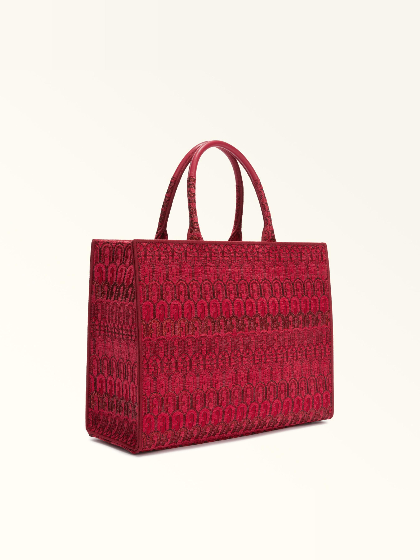 Сумки Furla OPPORTUNITY L модель WB00255BX0383TR2001057 Сумки Furla OPPORTUNITY L модель WB00255BX0383TR2001057 Фото
