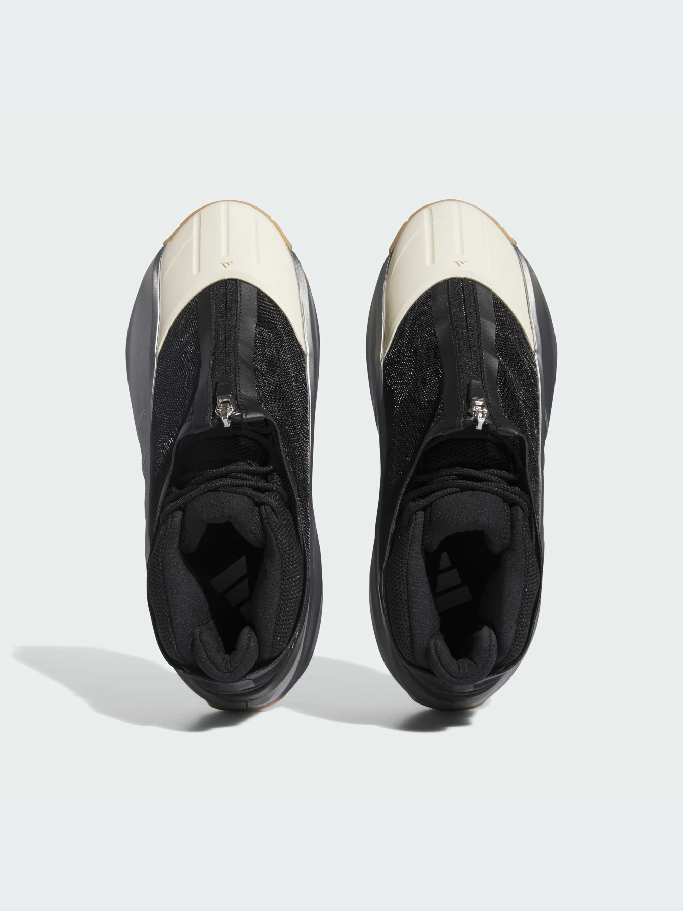 Кроссовки Adidas модель IE7687 Кроссовки Adidas модель IE7687 Фото