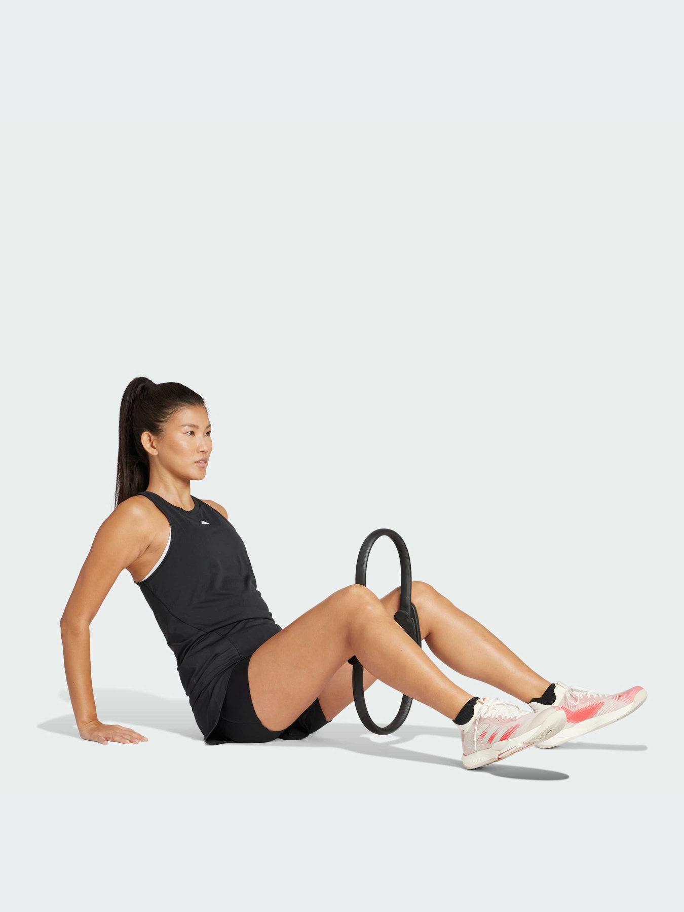 Футболки и поло Adidas модель IQ2652 Фото
