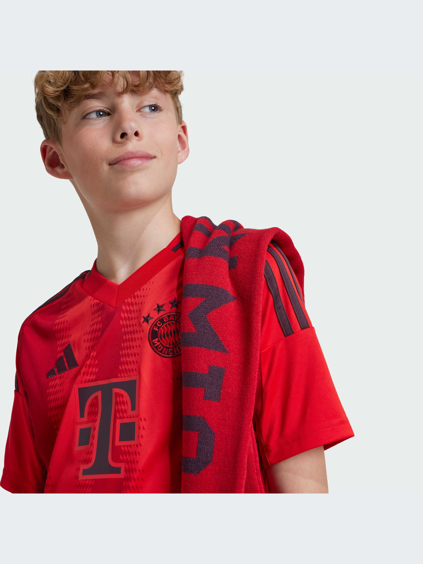 Футболки и поло Adidas модель IT2249 Футболки и поло Adidas модель IT2249 Фото