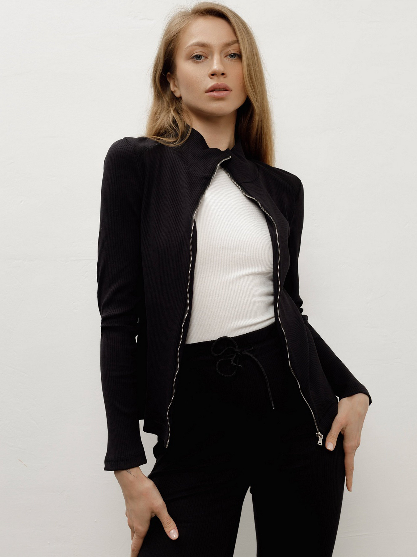 Худи и свитшоты HARVEST Fit модель 990484000009210000 Фото