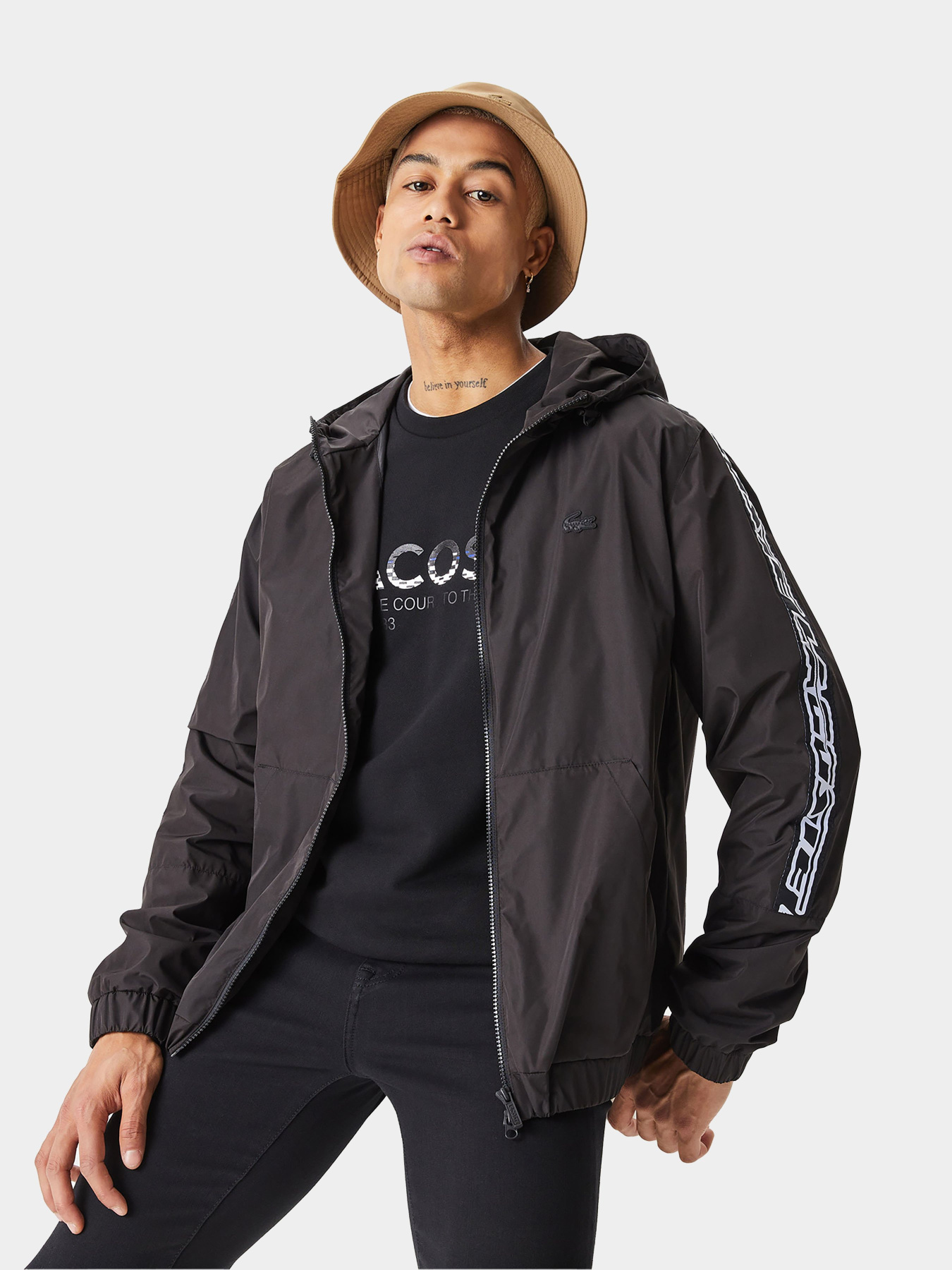 Куртки та дублянки Lacoste модель BH034242S Фото